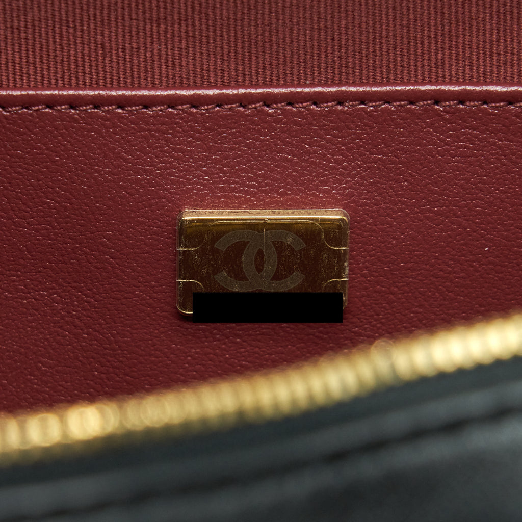 CHANEL 22S HEART BAG LAMBSKIN BLACK LGHW (MICROCHIP)
