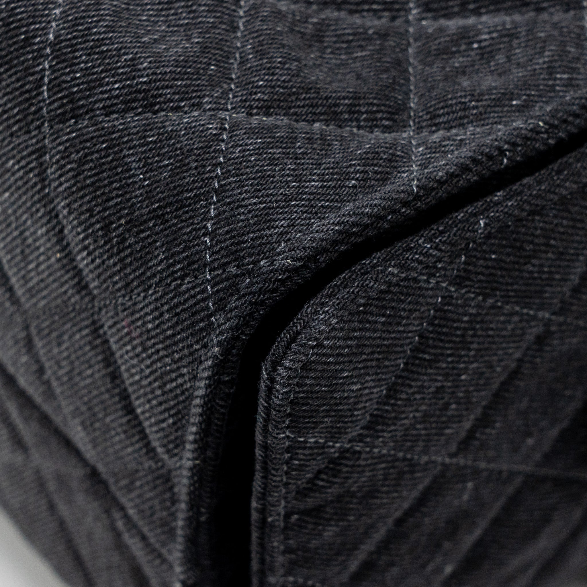 CHANEL 25 MEDIUM HANDBAG WASHED DENIM BLACK GHW (MICROCHIP)
