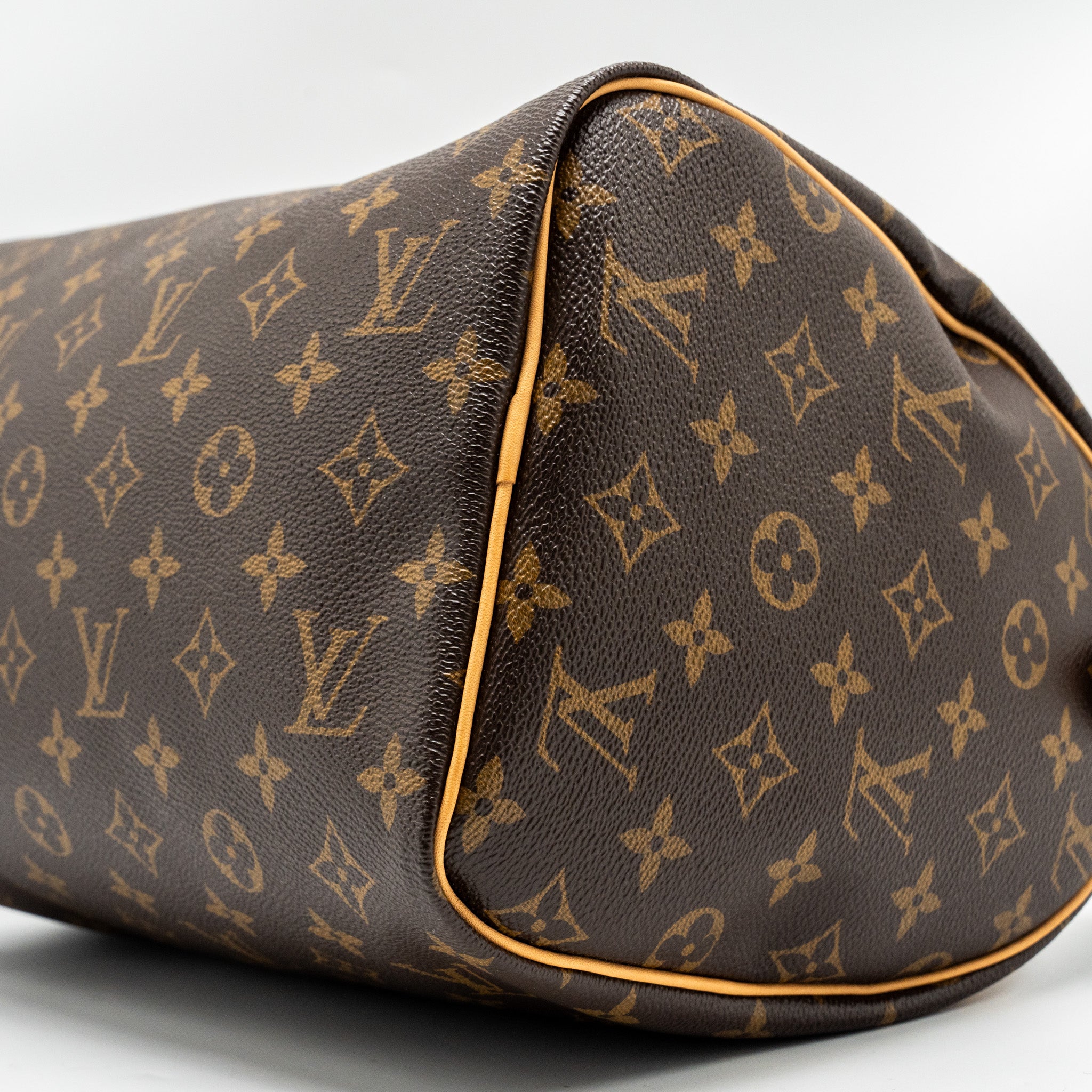 LOUIS VUITTON SPEEDY 30 MONOGRAM CANVAS GHW