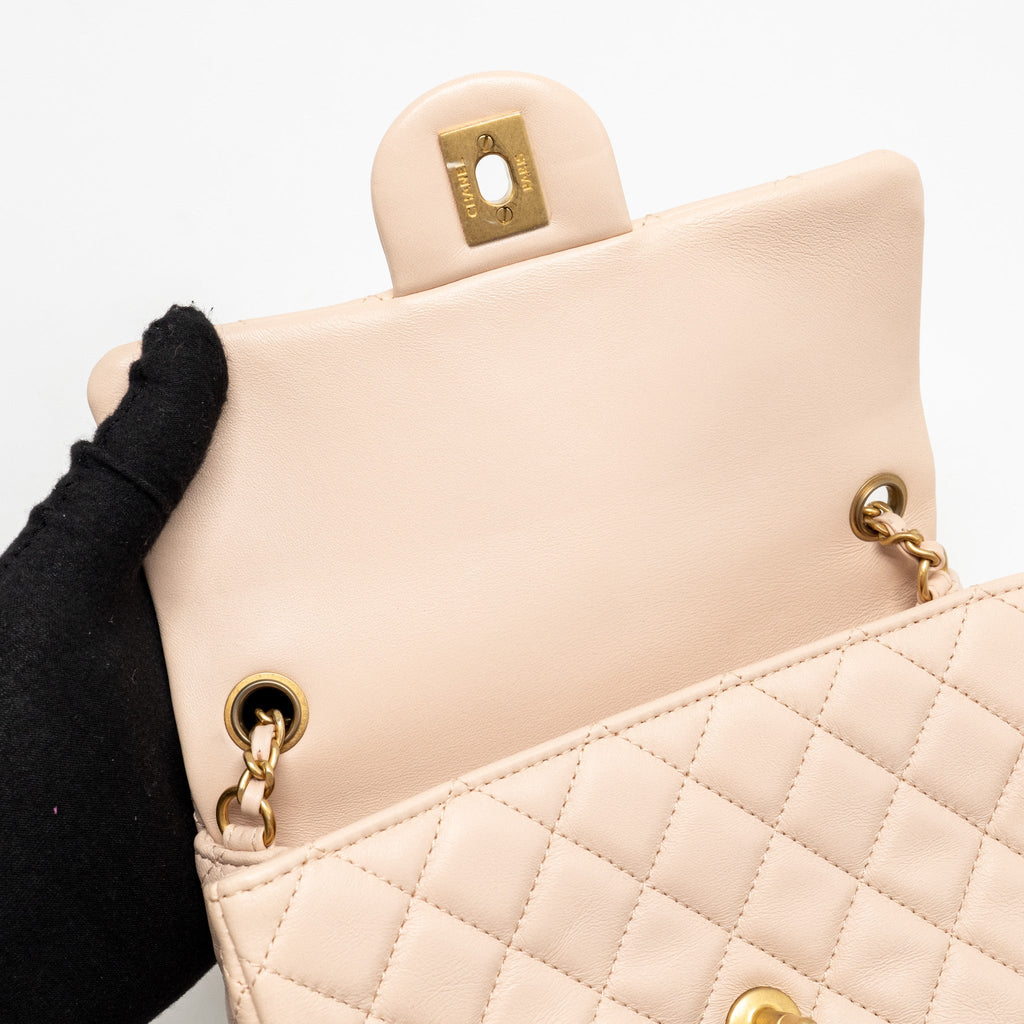 CHANEL PEARL CRUSH MINI RECTANGULAR FLAP BAG LAMBSKIN LIGHT PINK GHW (MICROCHIP)