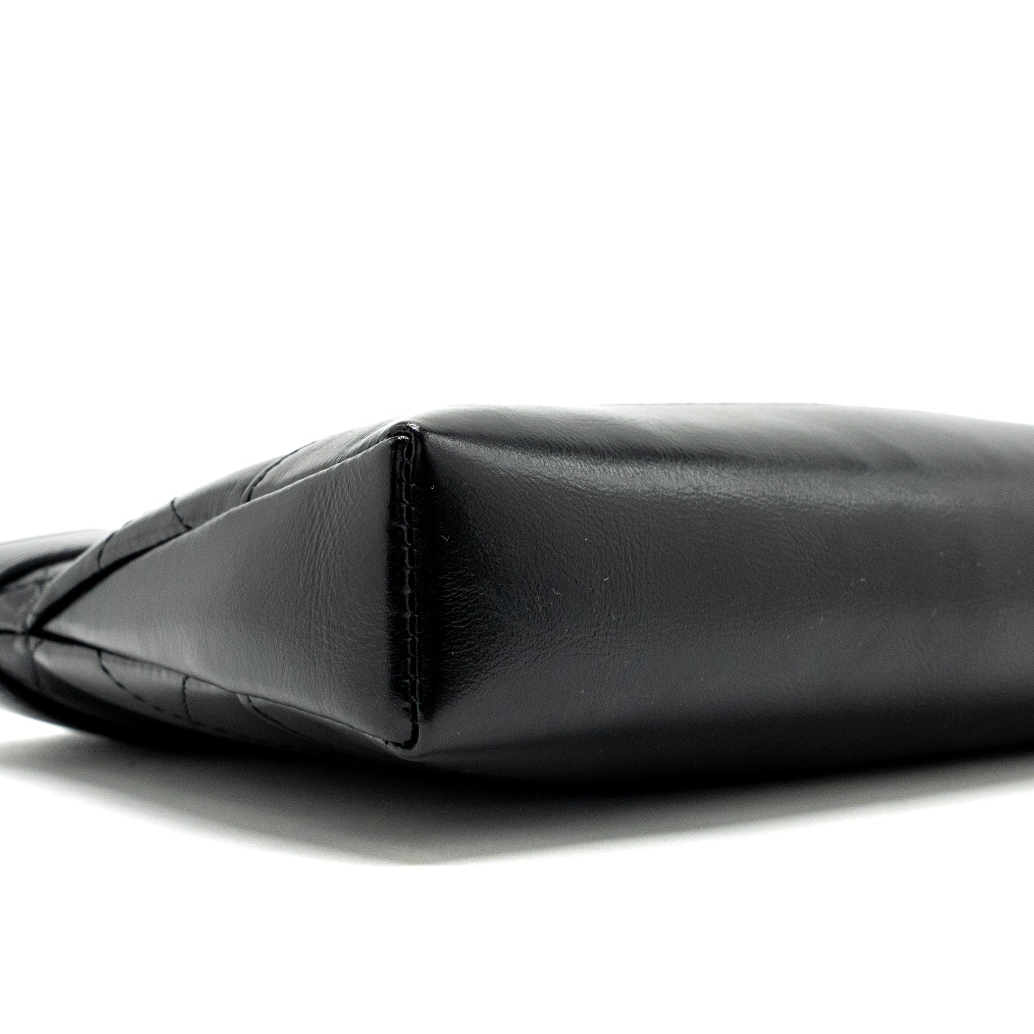 CHANEL 24C MINI 31 CLUTCH WITH CHAIN SHINY CALFSKIN BLACK LGHW (MICROCHIP)