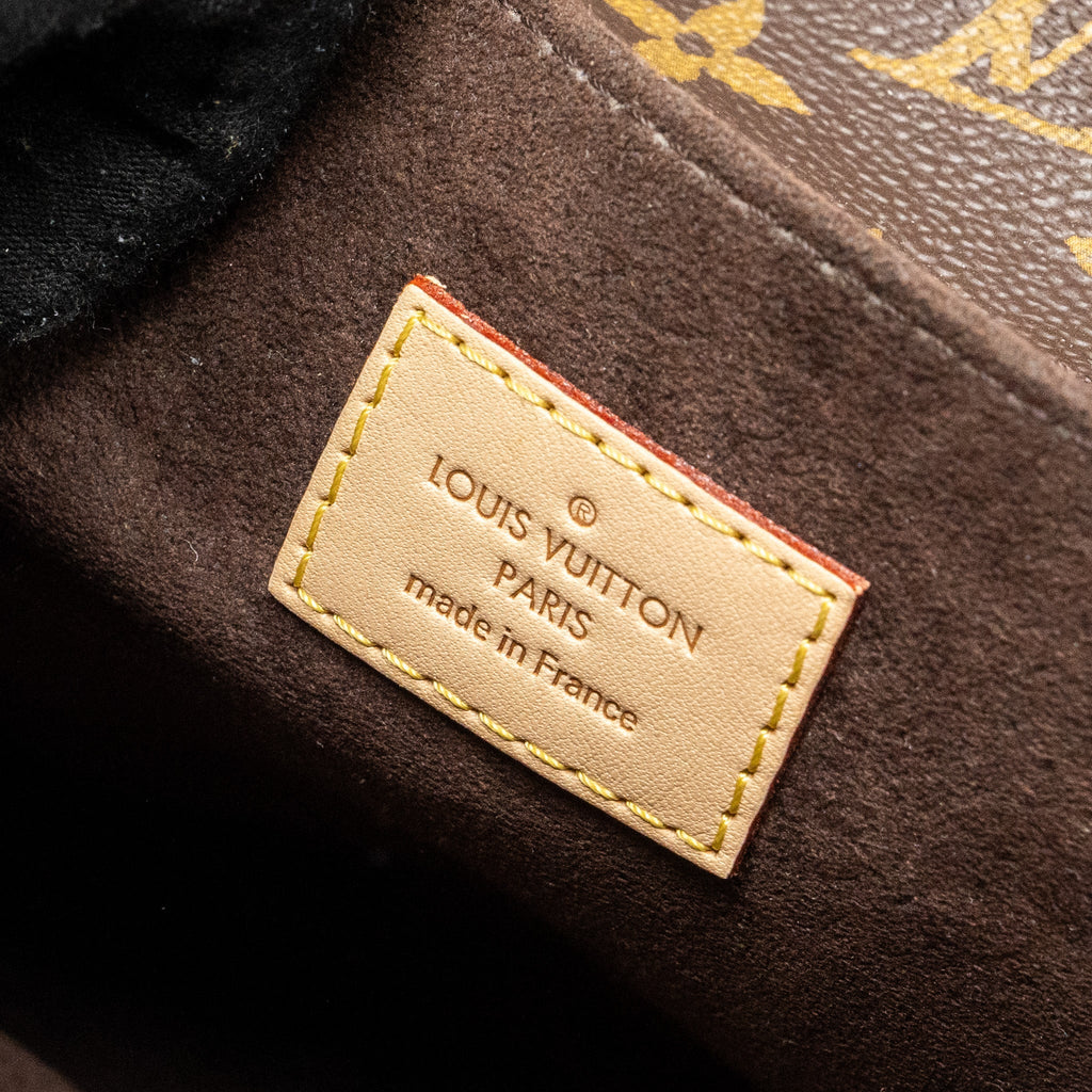 LOUIS VUITTON  POCHETTE MÉTIS MONOGRAM  CANVAS GHW