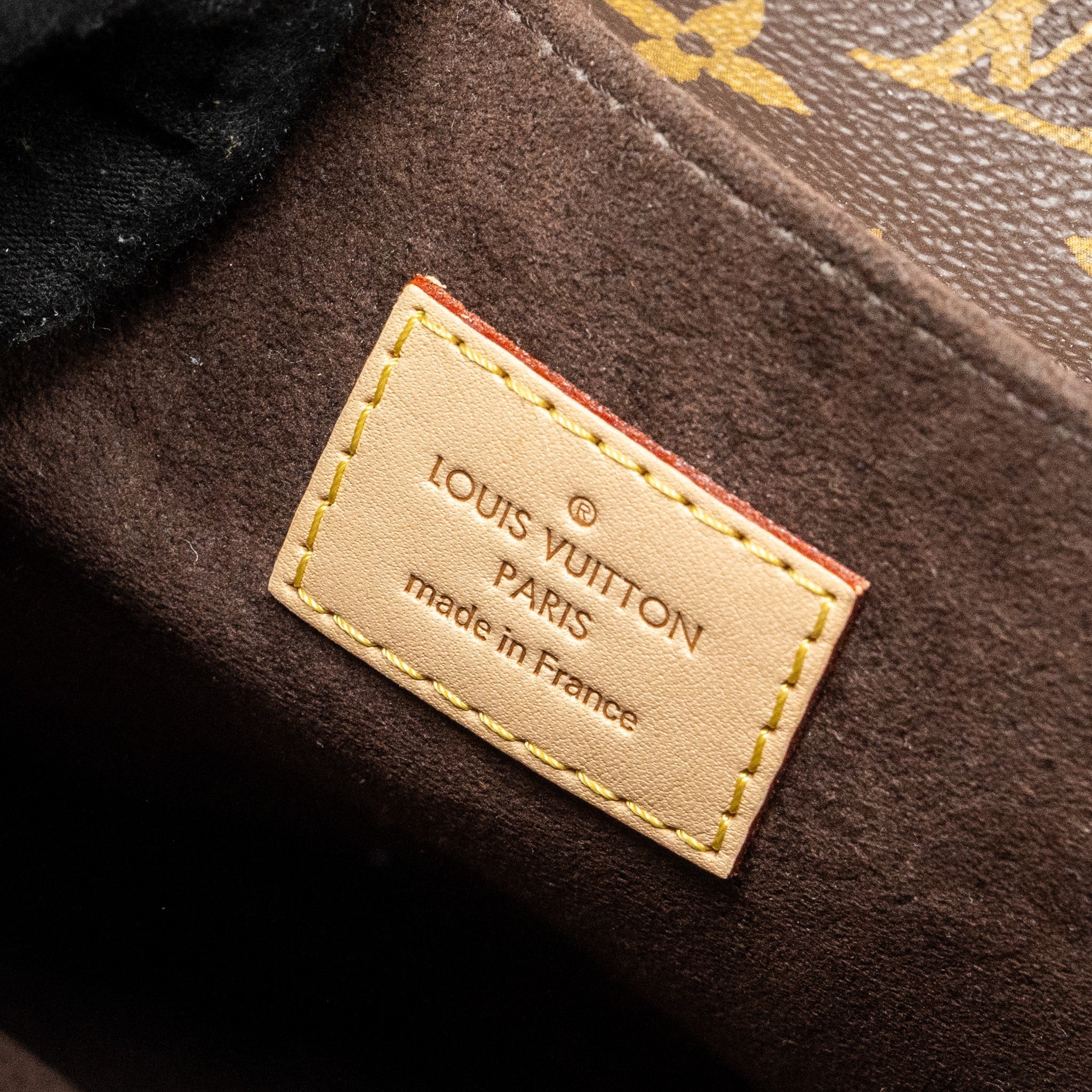 LOUIS VUITTON  POCHETTE MÉTIS MONOGRAM  CANVAS GHW