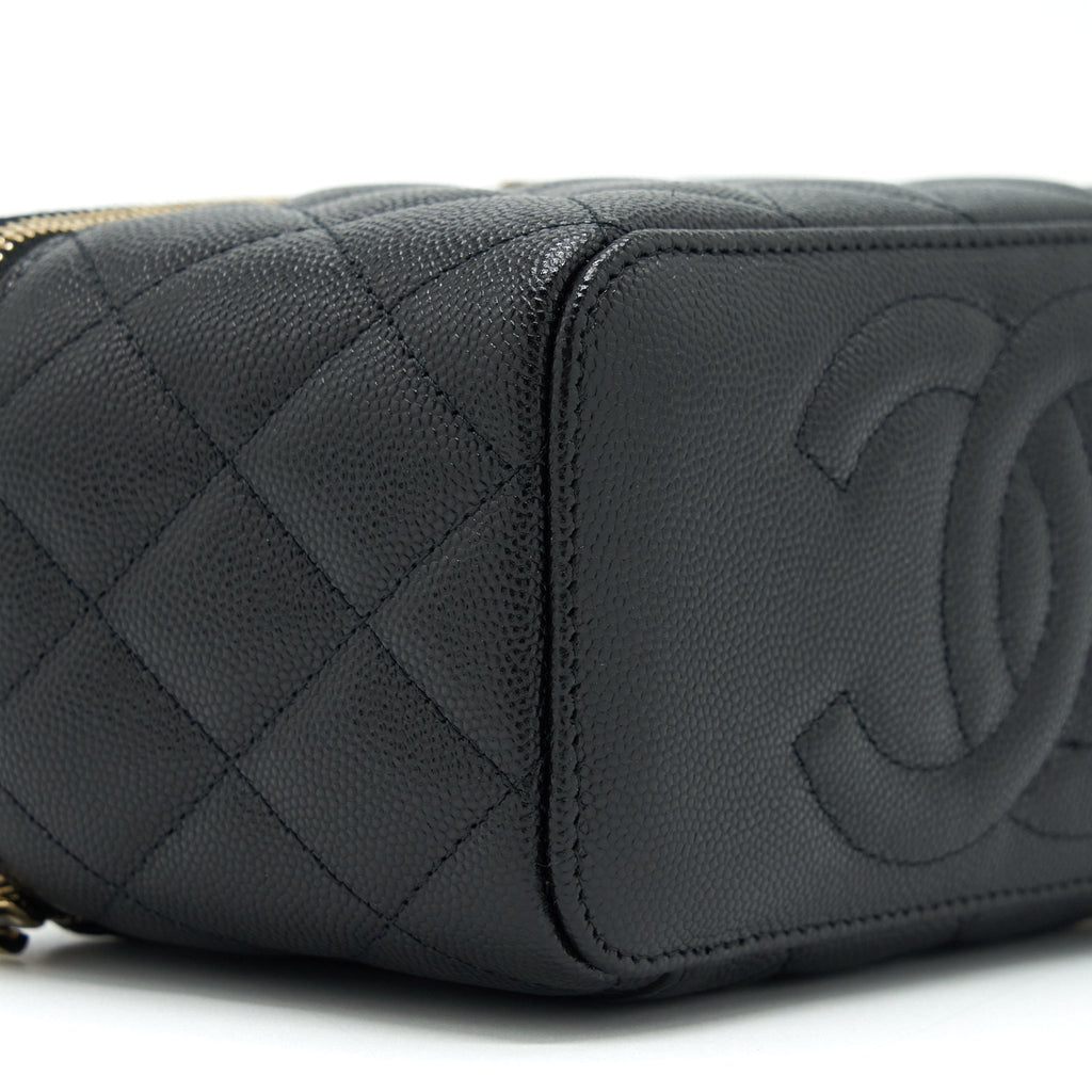 CHANEL 22S LONG VANITY WITH CHAIN CAVIAR BLACK LGHW