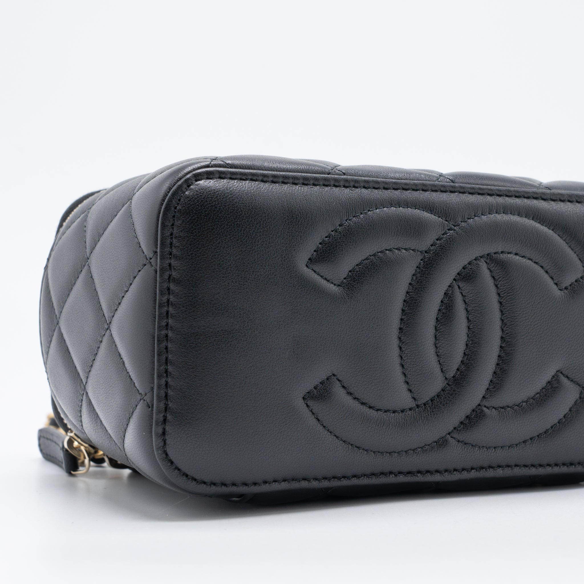 CHANEL 23C PEARL CRUSH LONG VANITY LAMBSKIN BLACK BRUSHED GHW (MICROCHIP)