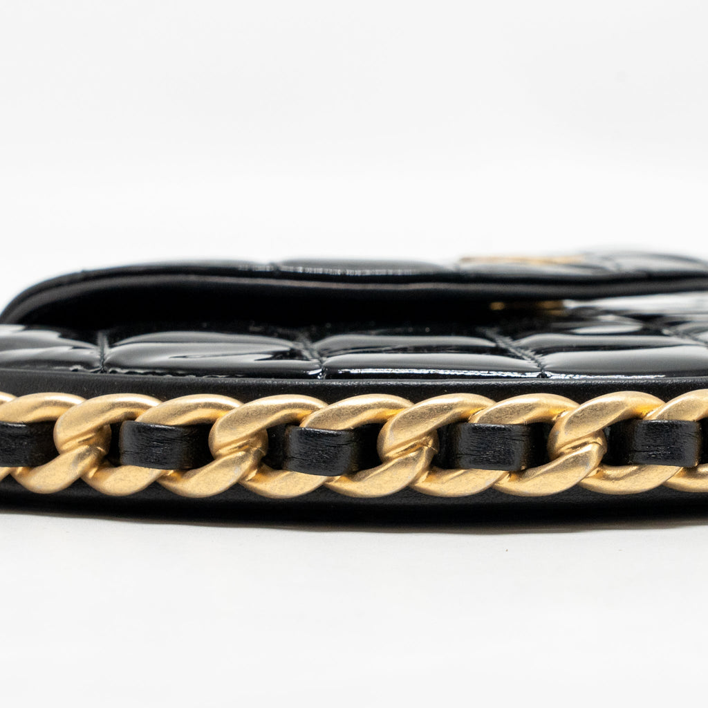 CHANEL ROUND CLUTCH PATENT LEATHER BLACK GHW (MICROCHIP)