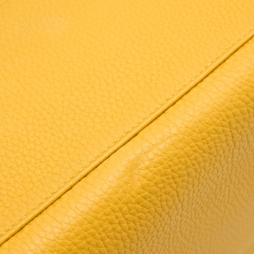 HERMES KELLY 28 TOGO 9D JAUNE AMBER SHW