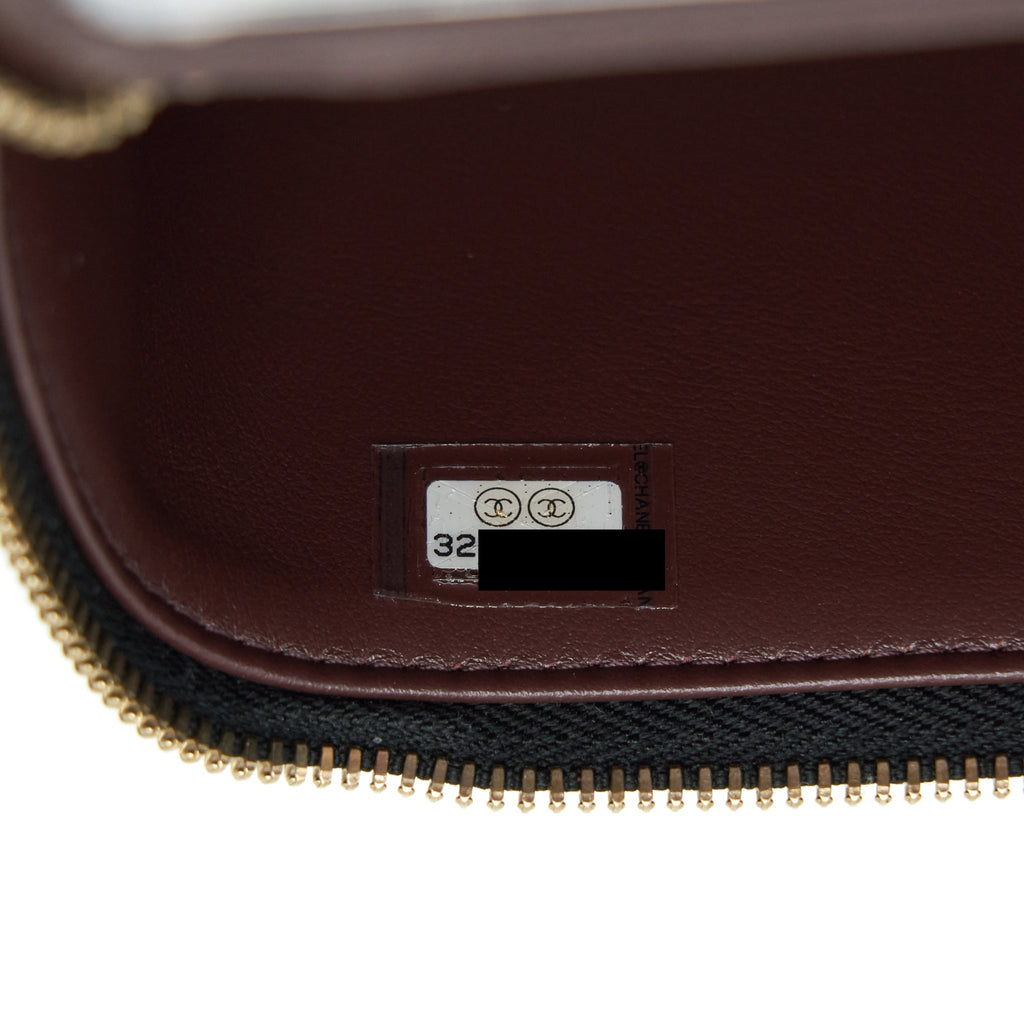 CHANEL 22S LONG VANITY WITH CHAIN CAVIAR BLACK LGHW