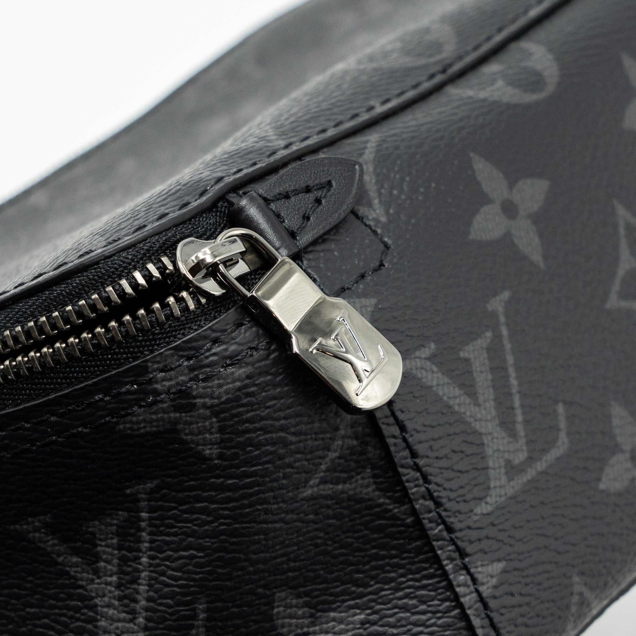 LOUIS VUITTON CUBE DE RANGEMENT PM MONOGRAM ECLIPSE SHW