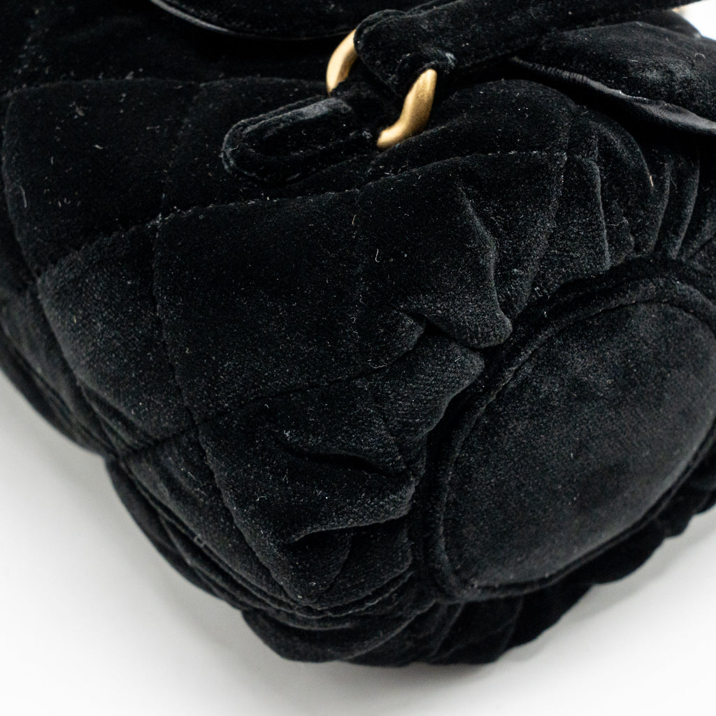 CHANEL MINI BOWLING CLUTCH WITH CHAIN VELVET BLACK GHW (MICROCHIP)