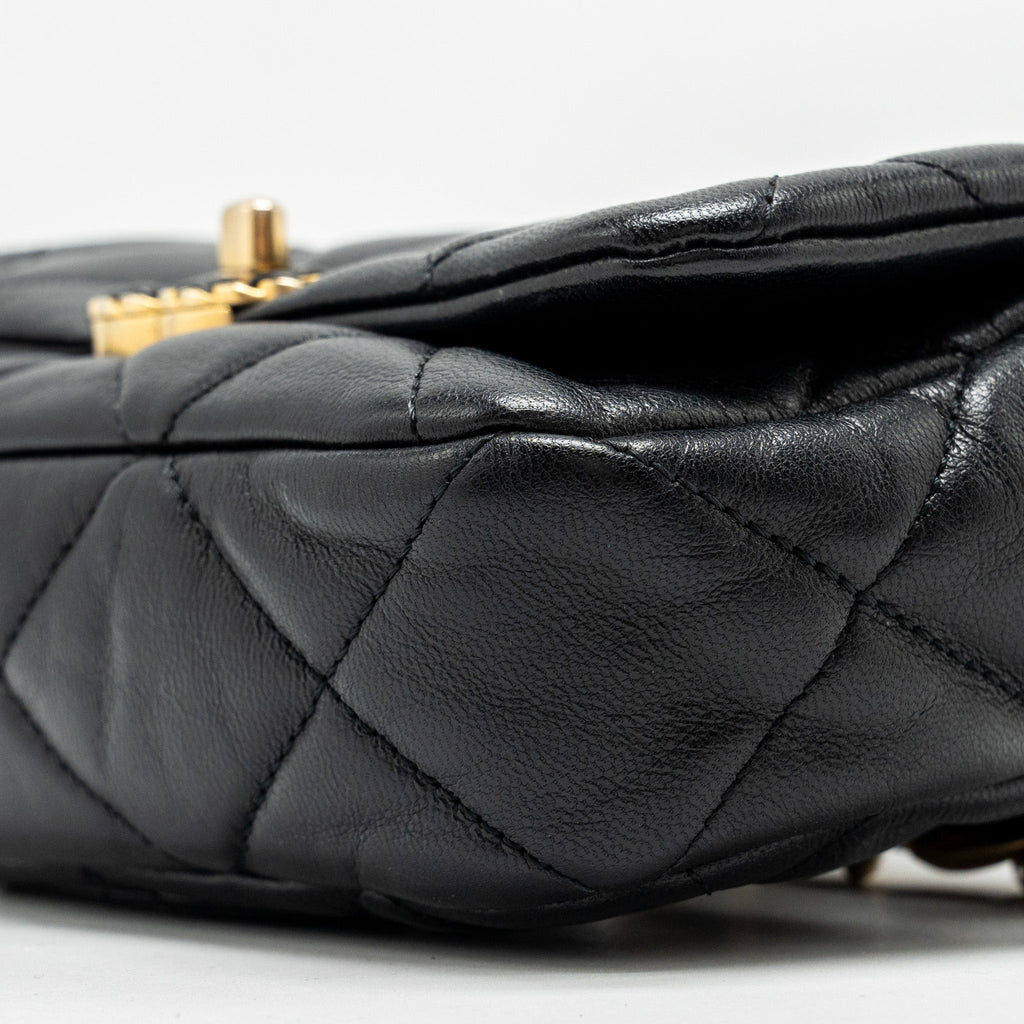 CHANEL 19 QUILTED WAIST BELT BAG SHINY GOATSKIN BLACK GHW