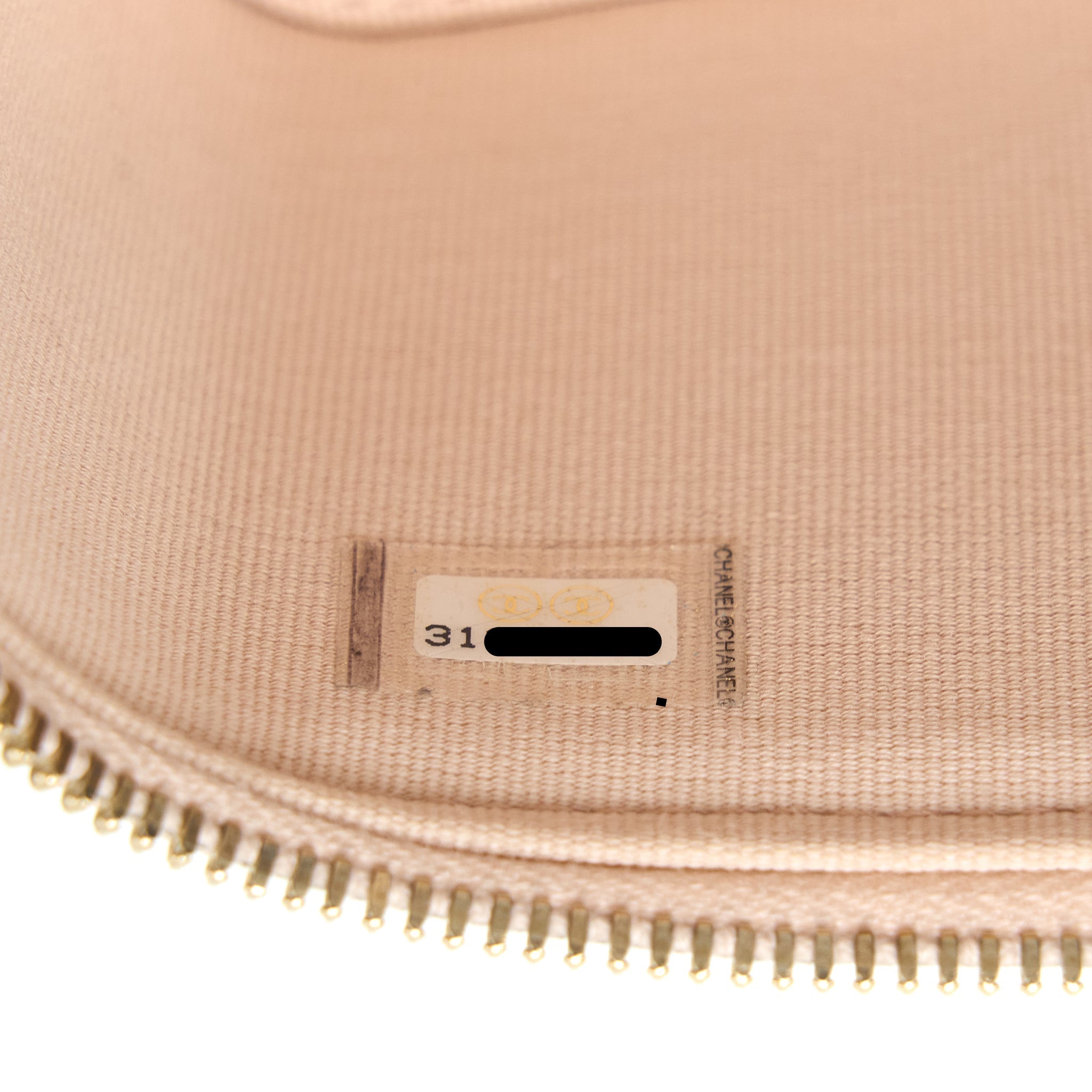 CHANEL LONG VANITY CASE CAVIAR LIGHT BEIGE LGHW