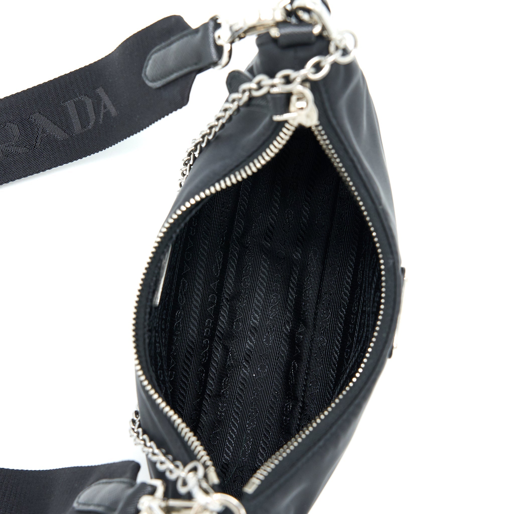 PRADA RE-EDITION 2005 NYLON BAG BLACK SHW