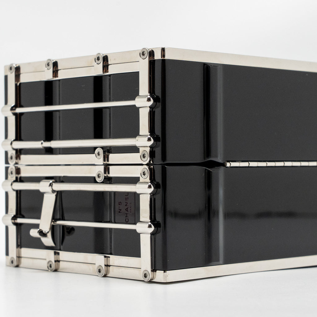 CHANEL 18A PARIS HAMBURG MINAUDIERE SHIPPING CONTAINER EVENING CLUTCH PLEXIGLASS/METAL BLACK SHW