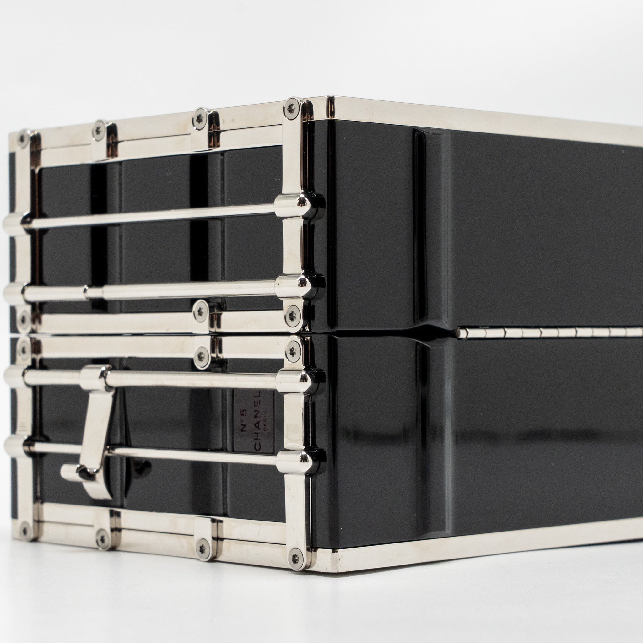 CHANEL 18A PARIS HAMBURG MINAUDIERE SHIPPING CONTAINER EVENING CLUTCH PLEXIGLASS/METAL BLACK SHW