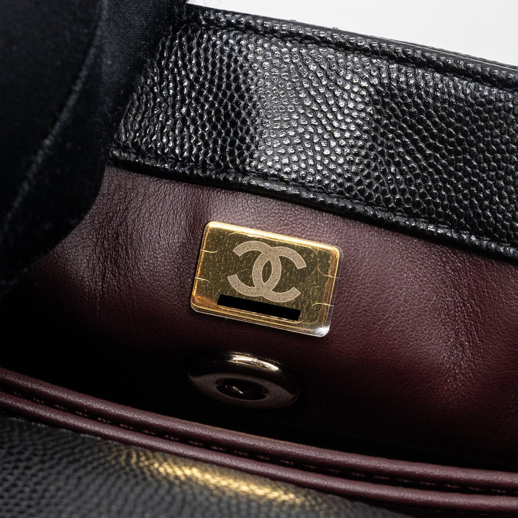 CHANEL SMALL COCO HANDLE CAVIAR BLACK LGHW (MICROCHIP)