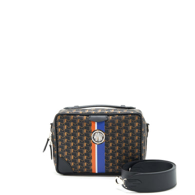 MOYNAT