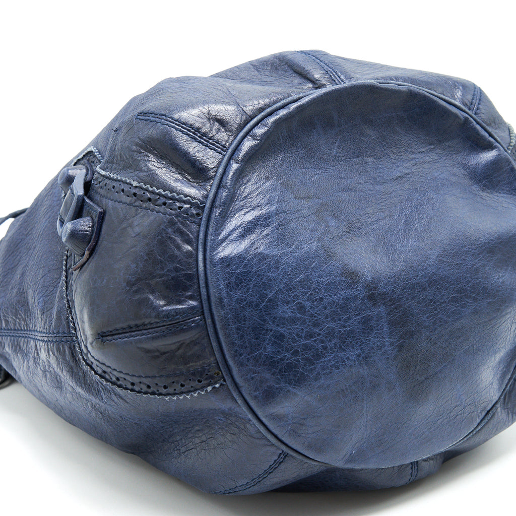 BALENCIAGA GIANT POMPON BUCKET BAG NAVY