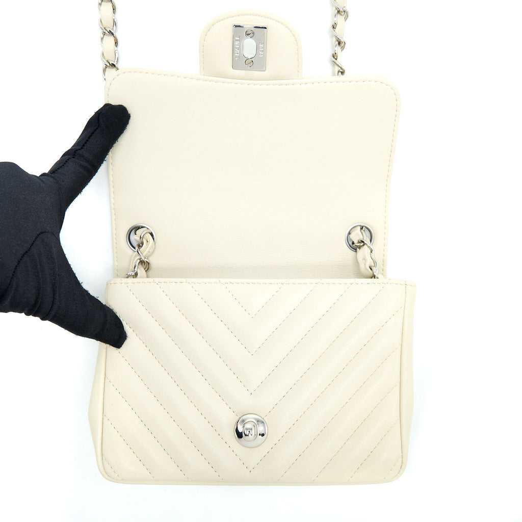 CHANEL 21C MINI SQUARE FLAP BAG CHEVRON LAMBSKIN BEIGE SHW