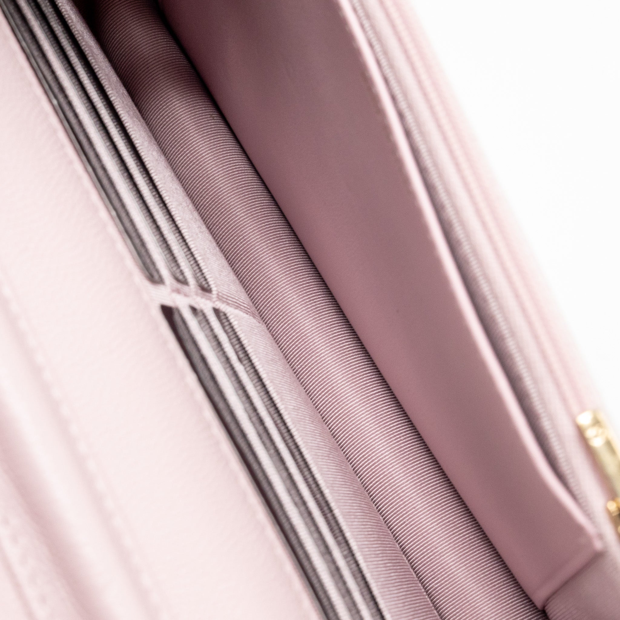 CHANEL CLASSIC WALLET ON CHAIN CAVIAR PINK LGHW
