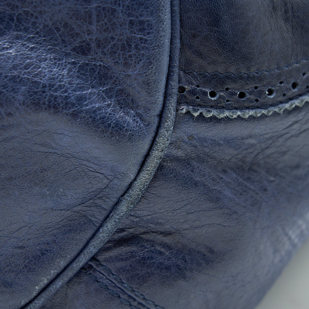 BALENCIAGA GIANT POMPON BUCKET BAG NAVY