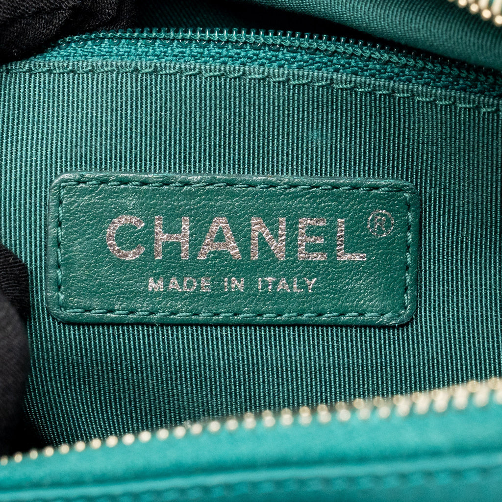 CHANEL SMALL GABRIELLE HOBO BAG AGED CALFSKIN GREEN MULTICOLOURED HAREWARE