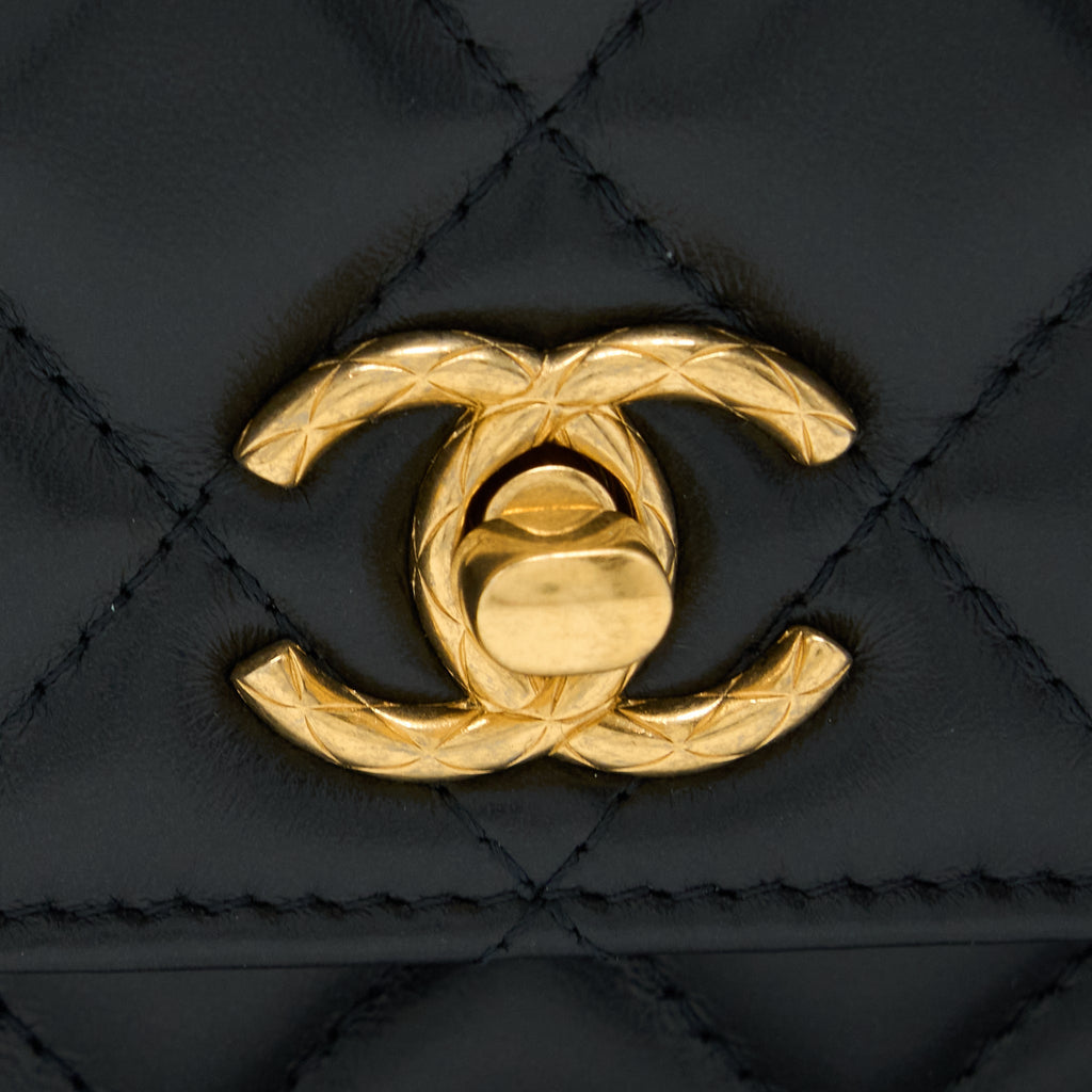 CHANEL 22K GOLD PILLAR WALLET ON CHAIN LAMBSKIN BLACK BRUSHED GHW(MICROCHIP)