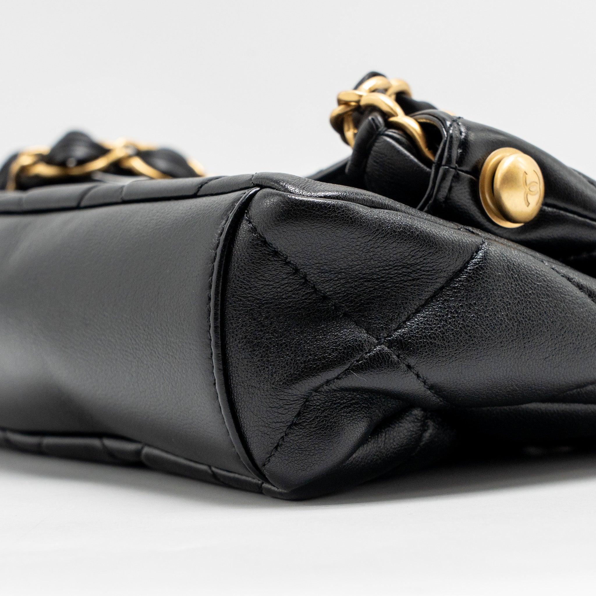 CHANEL LARGE HOBO BAG LAMBSKIN BLACK GHW (MICROCHIP)