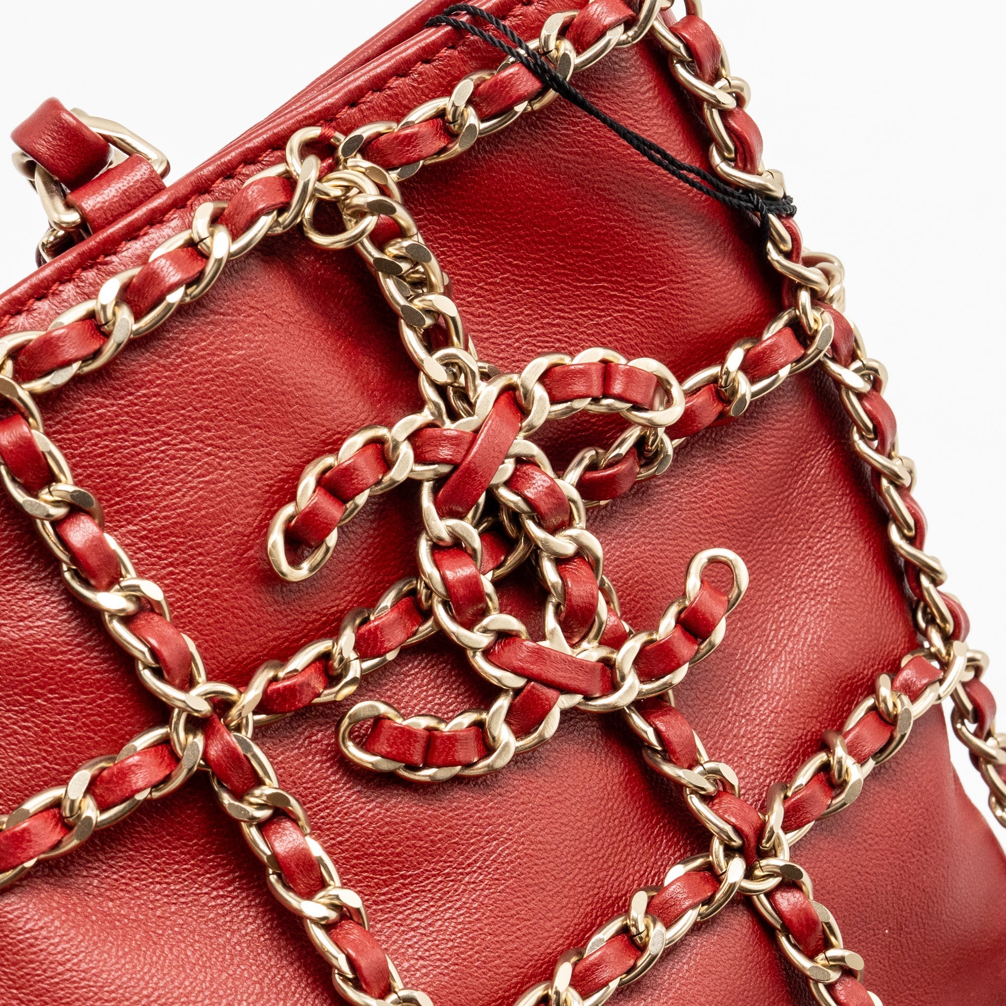 CHANEL 20A CHAIN FRAME CC CHARM SHOPPING TOTE BAG LAMBSKIN RED LGHW
