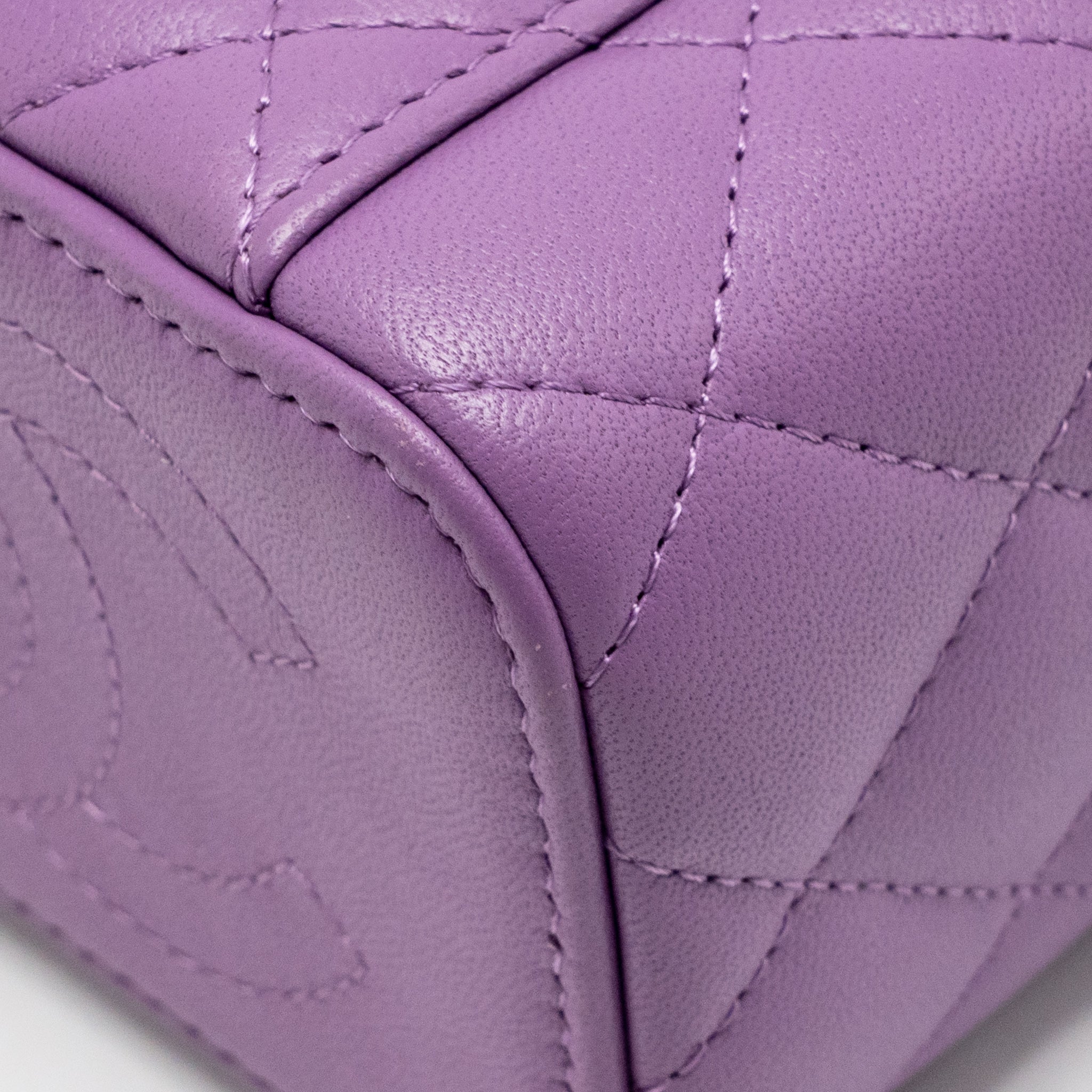 CHANEL MINI VANITY CASE WITH GIANT CHAIN LAMBSKIN PURPLE LGHW