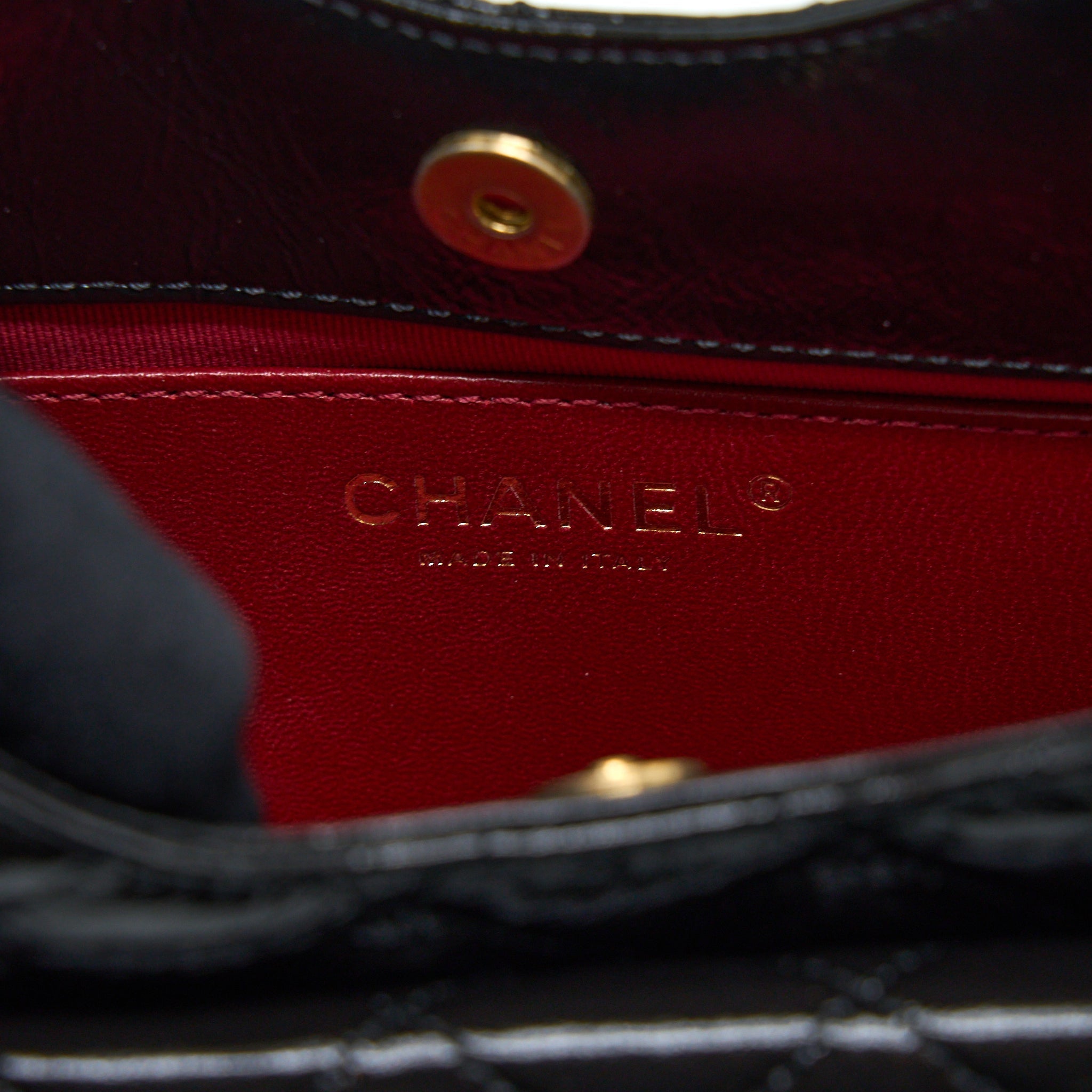CHANEL 23C SMALL HOBO BAG SHINY CALFSKIN BLACK BRUSHED GHW (MICROCHIP)