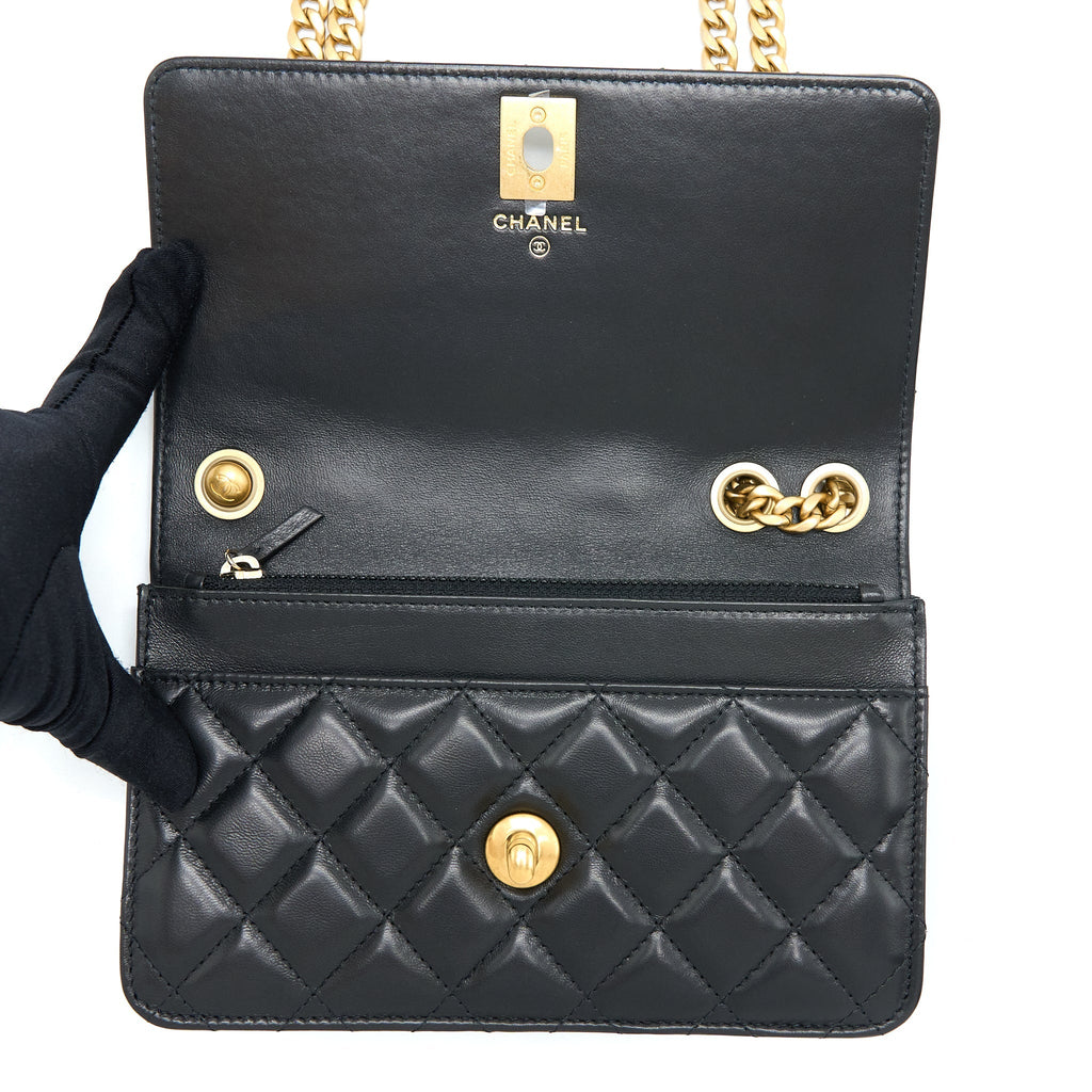 CHANEL 22K GOLD PILLAR WALLET ON CHAIN LAMBSKIN BLACK BRUSHED GHW(MICROCHIP)