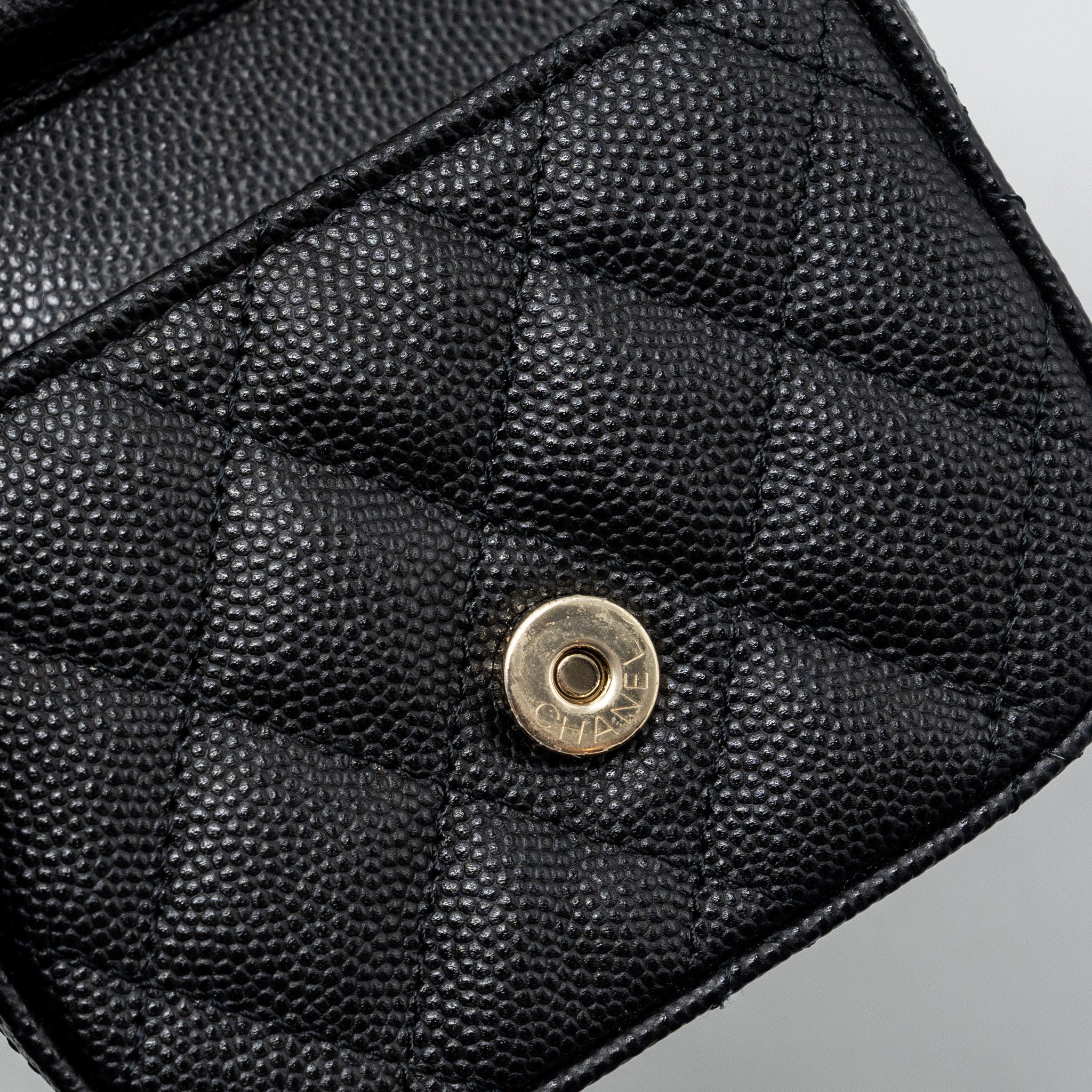 CHANEL MINI CLUTCH WITH CHAIN CAVIAR BLACK LGHW (MICROCHIP)