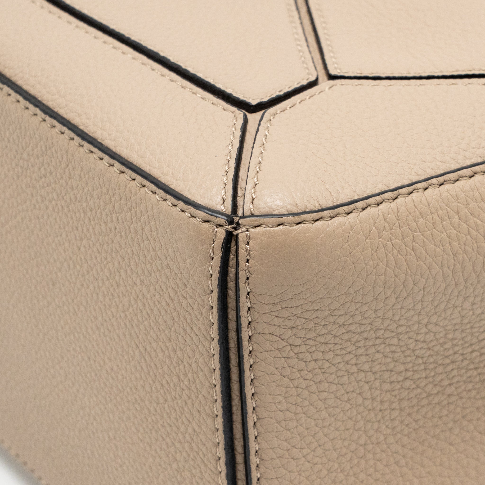 LOEWE SMALL PUZZLE BAG GRAINED CALFSKIN SAND GHW