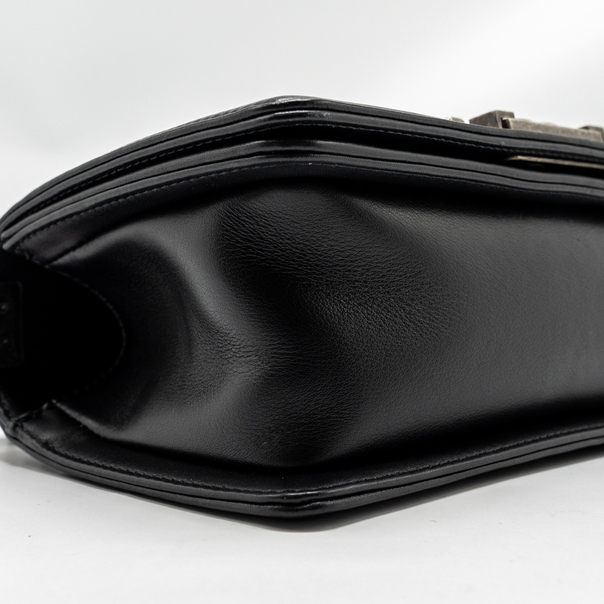 CHANEL SMALL BOY BAG CALFSKIN BLACK RUTHENIUM HARDWARE (MICROCHIP)