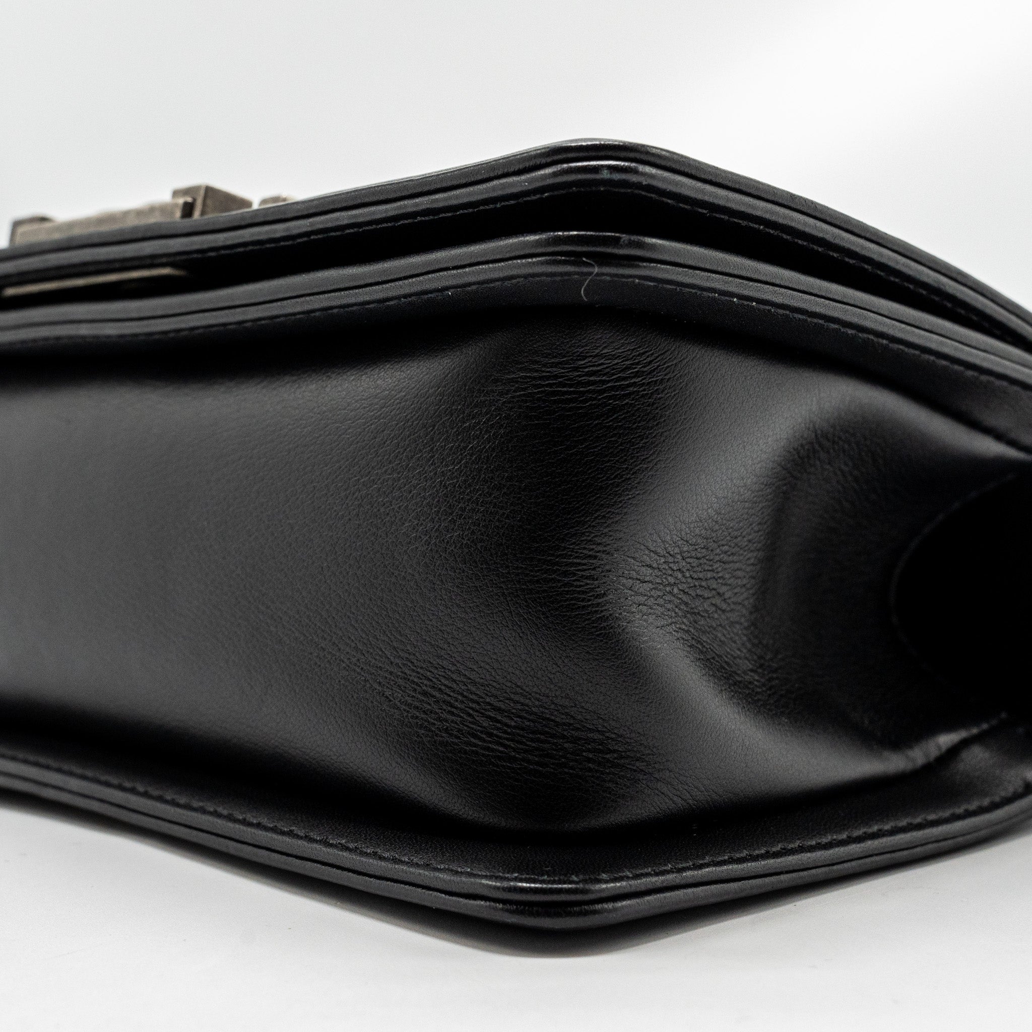 CHANEL SMALL BOY BAG CALFSKIN BLACK RUTHENIUM HARDWARE (MICROCHIP)