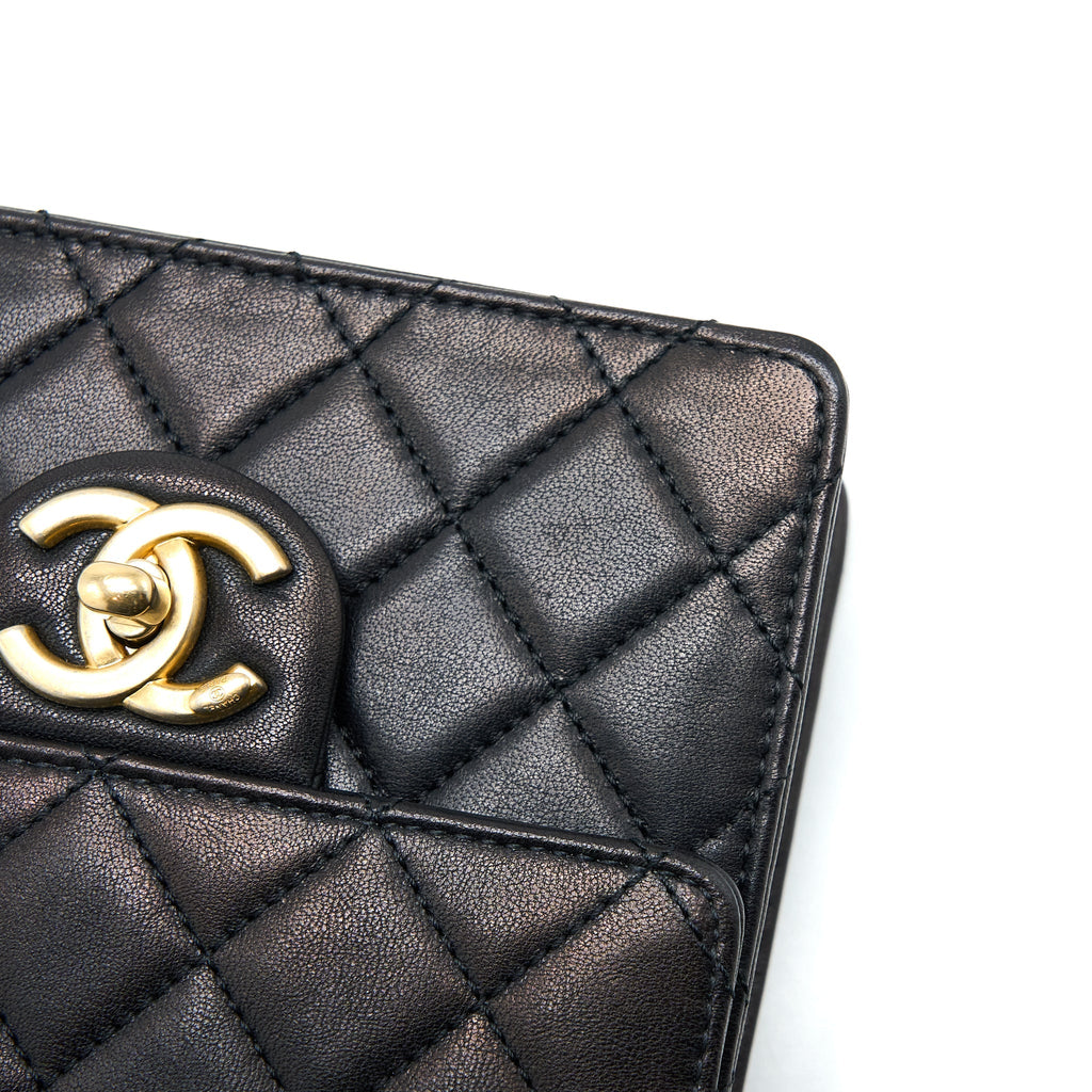 CHANEL VERTICAL PEARL FLAP BAG GOATSKIN BLACK BRUSHED GHW