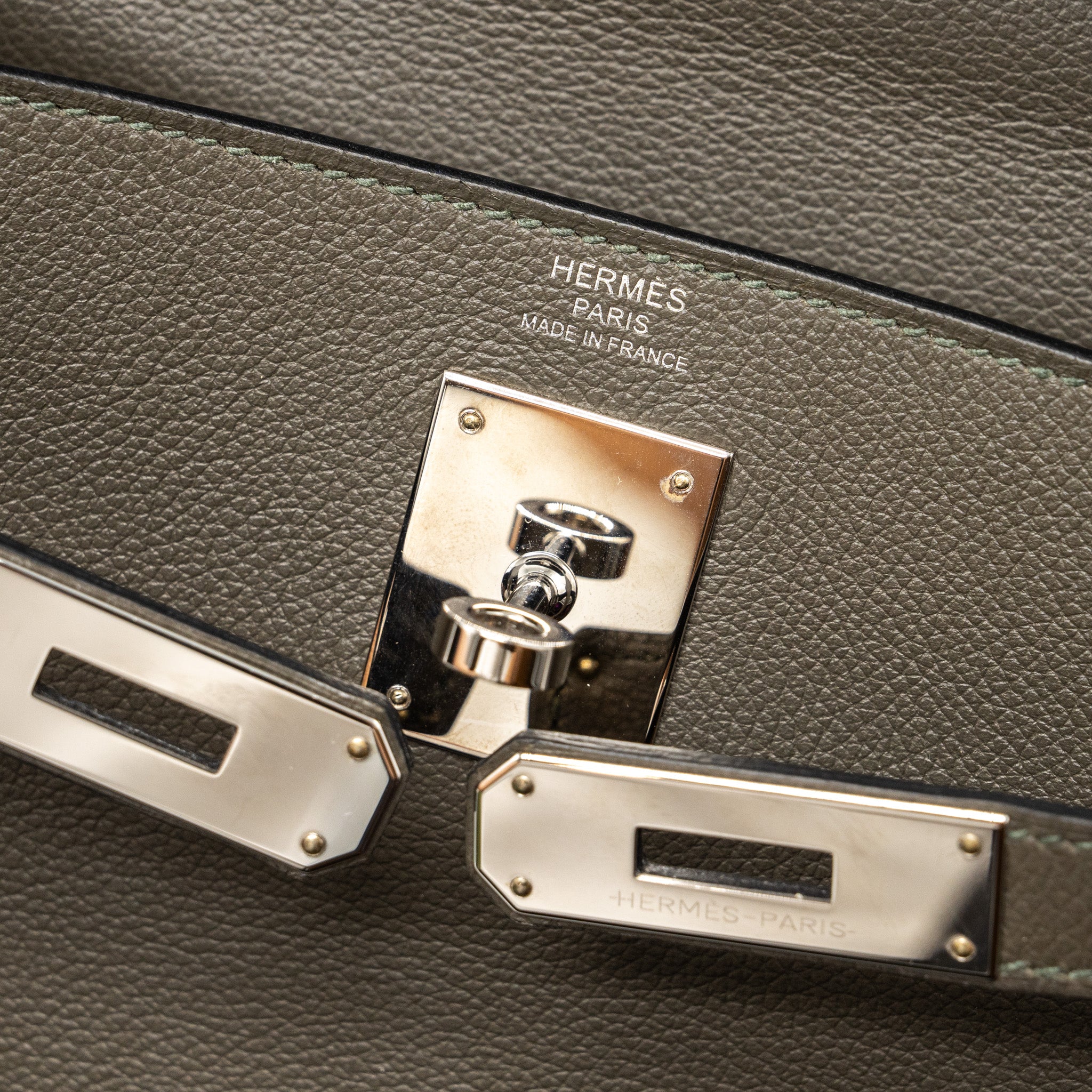 HERMES KELLY 28 EVERCOLOR VERT DE GRIS SHW