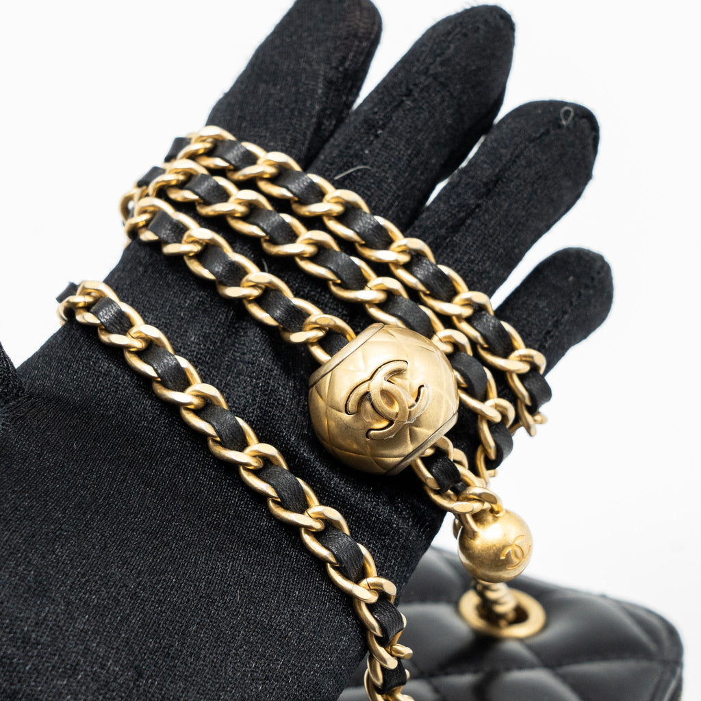 CHANEL PEARL CRUSH MINI VANITY WITH CHAIN LAMBSKIN BLACK GHW
