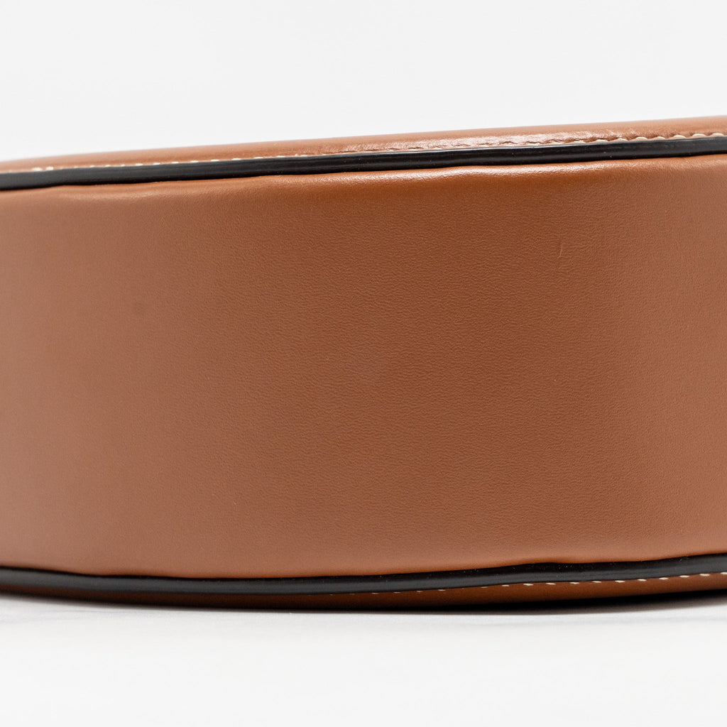 CELINE OVAL BAG TRIOMPHE SMOOTH CALFSKIN TAN GHW