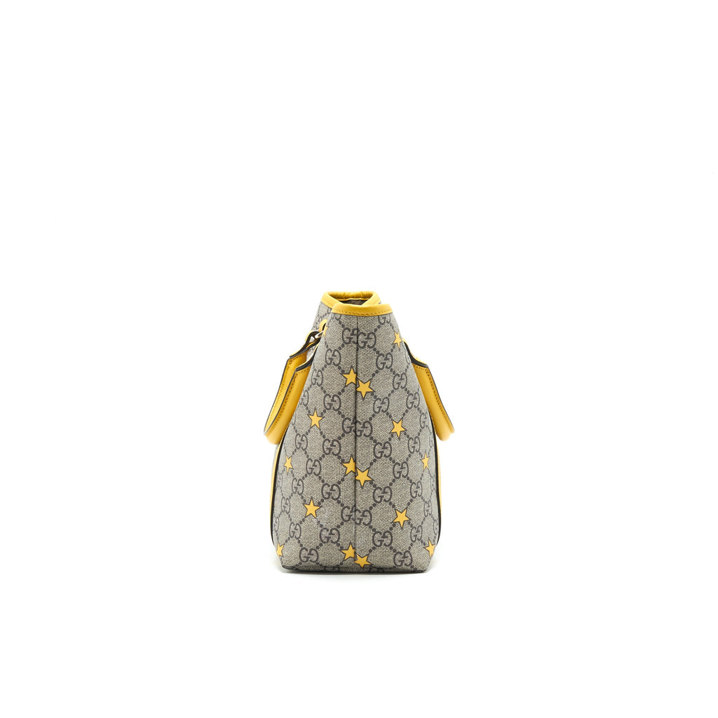 GUCCI KID'S GG SUPREME TOTE BAG YELLOW STAR