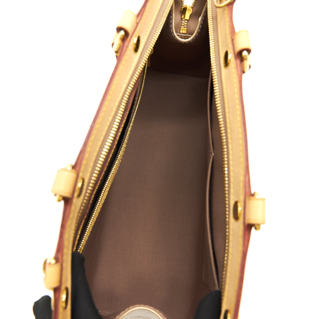 LOUIS VUITTON VERNIS BREA MM BEIGE POUDRE