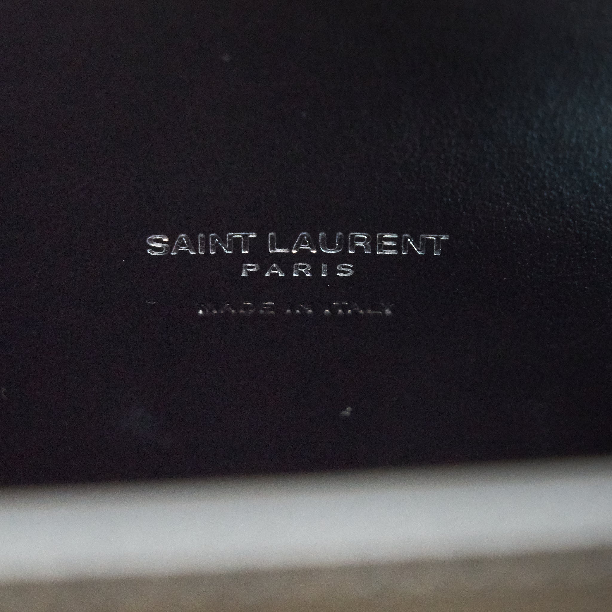 SAINT LAURENT CLASSIC SAC DE JOUR SMALL SHOULDER BAG