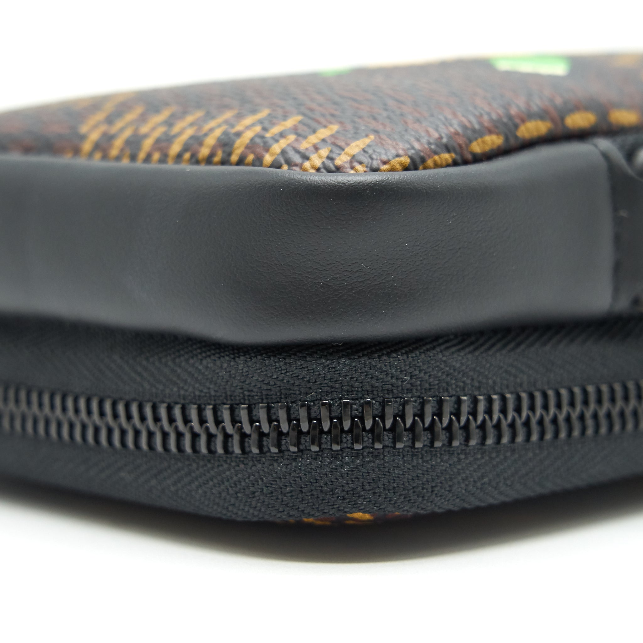 LOUIS VUITTON NIGO DOUBLE PHONE LIMITED EDITION