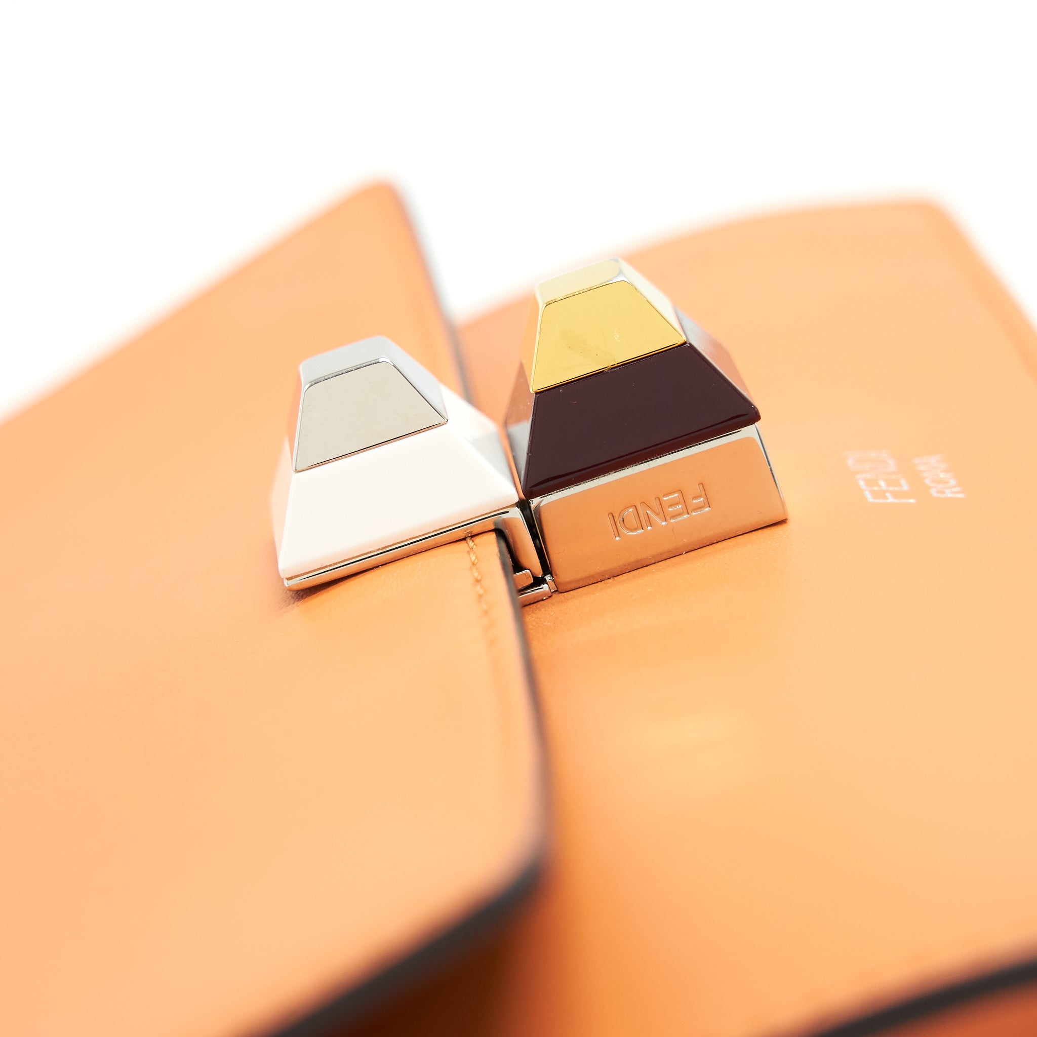 FENDI KAN I SMALL SHOULDER BAG ORANGE