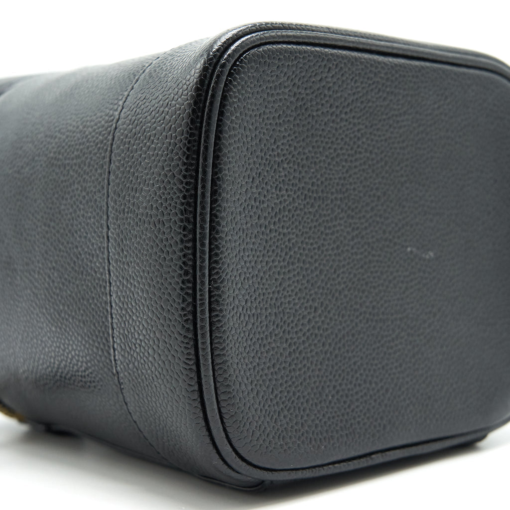 CHANEL VINTAGE VANITY CASE CAVIAR BLACK GHW