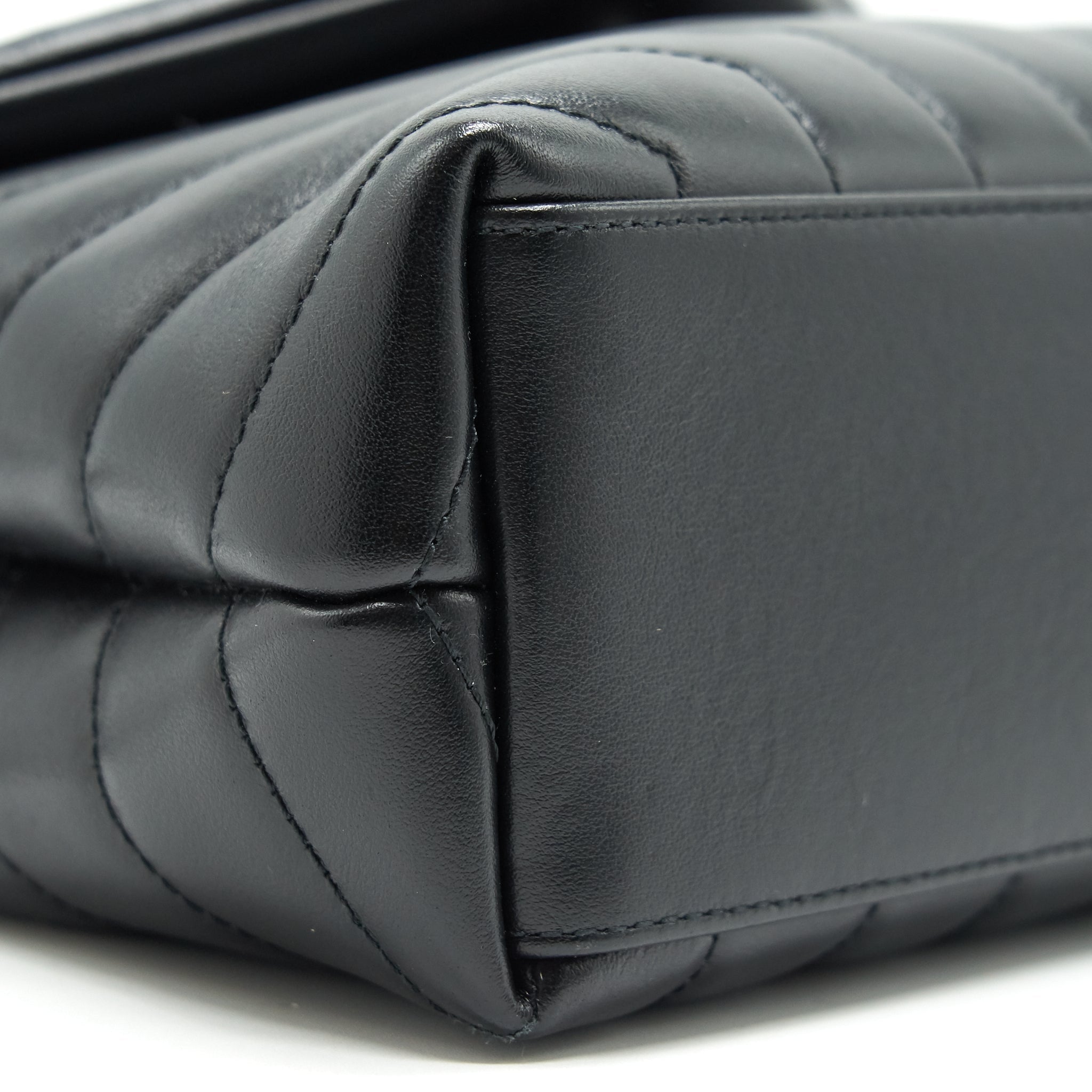 SAINT LAURENT SMALL LOULOU BAG BLACK SHW