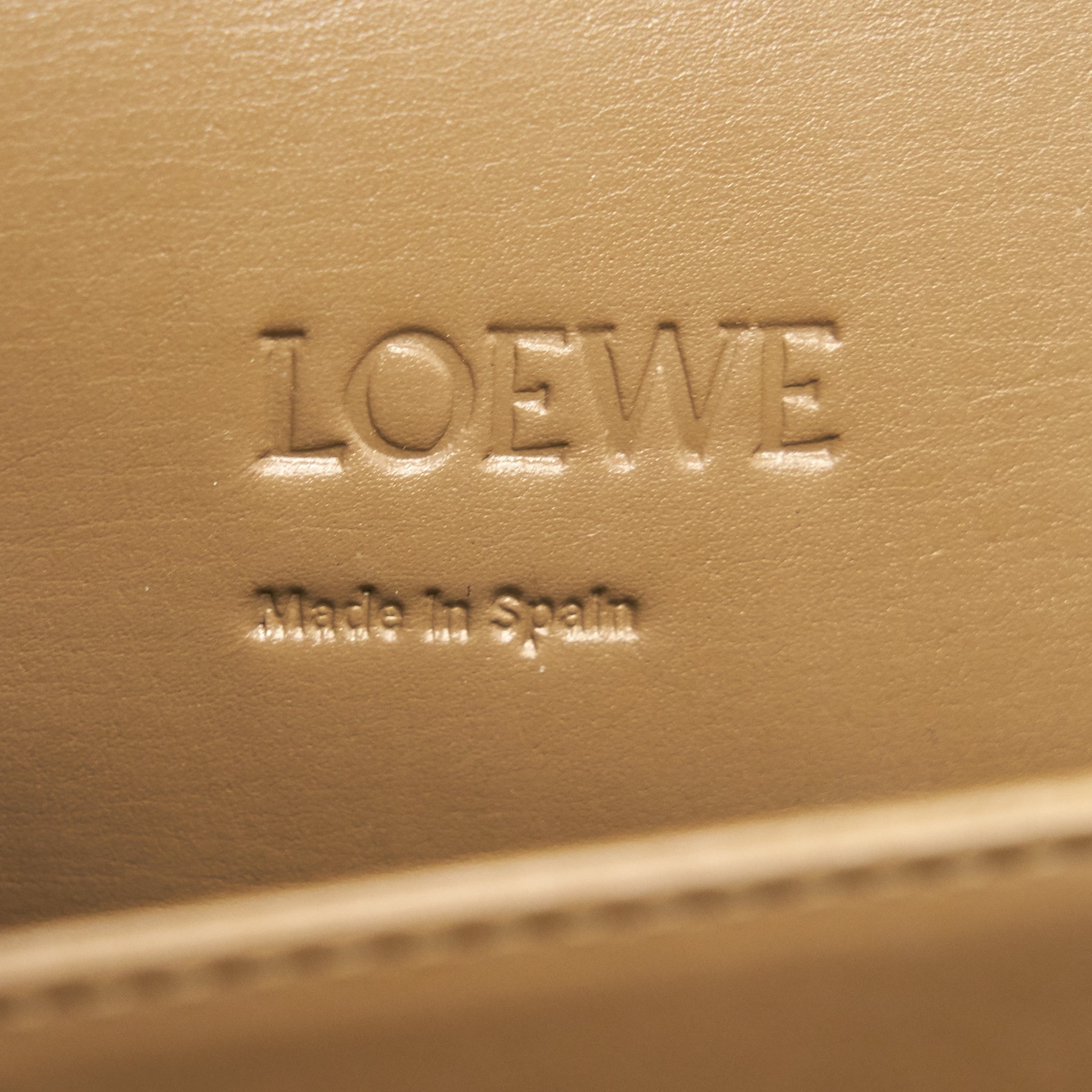 LOEWE BARCELONA BAG CALFSKIN