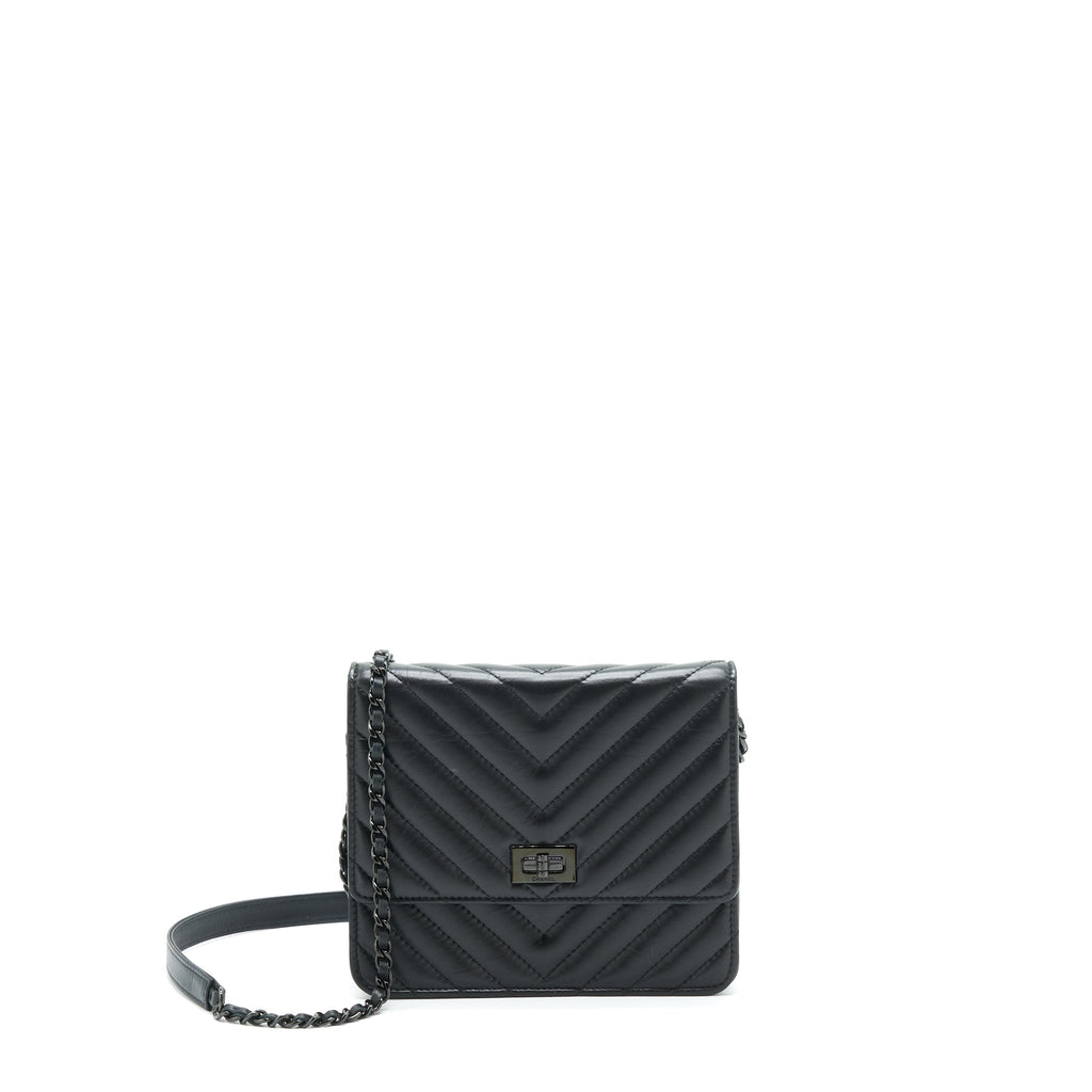 CHANEL 2.55 SQUARE WALLET ON CHAIN CHEVRON CALFSKIN SO BLACK