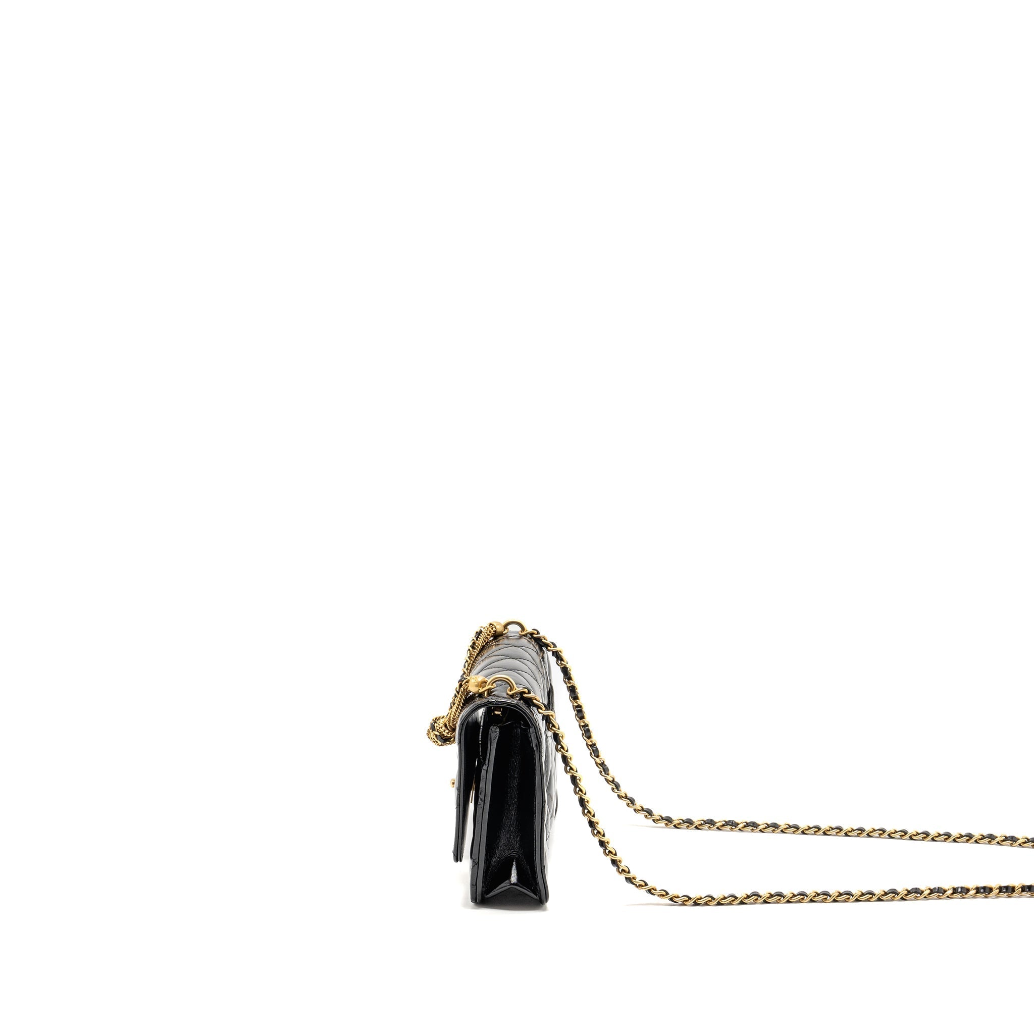 CHANEL 24A WALLET ON CHAIN SHINY CALFSKIN BLACK GHW (MICROCHIP)